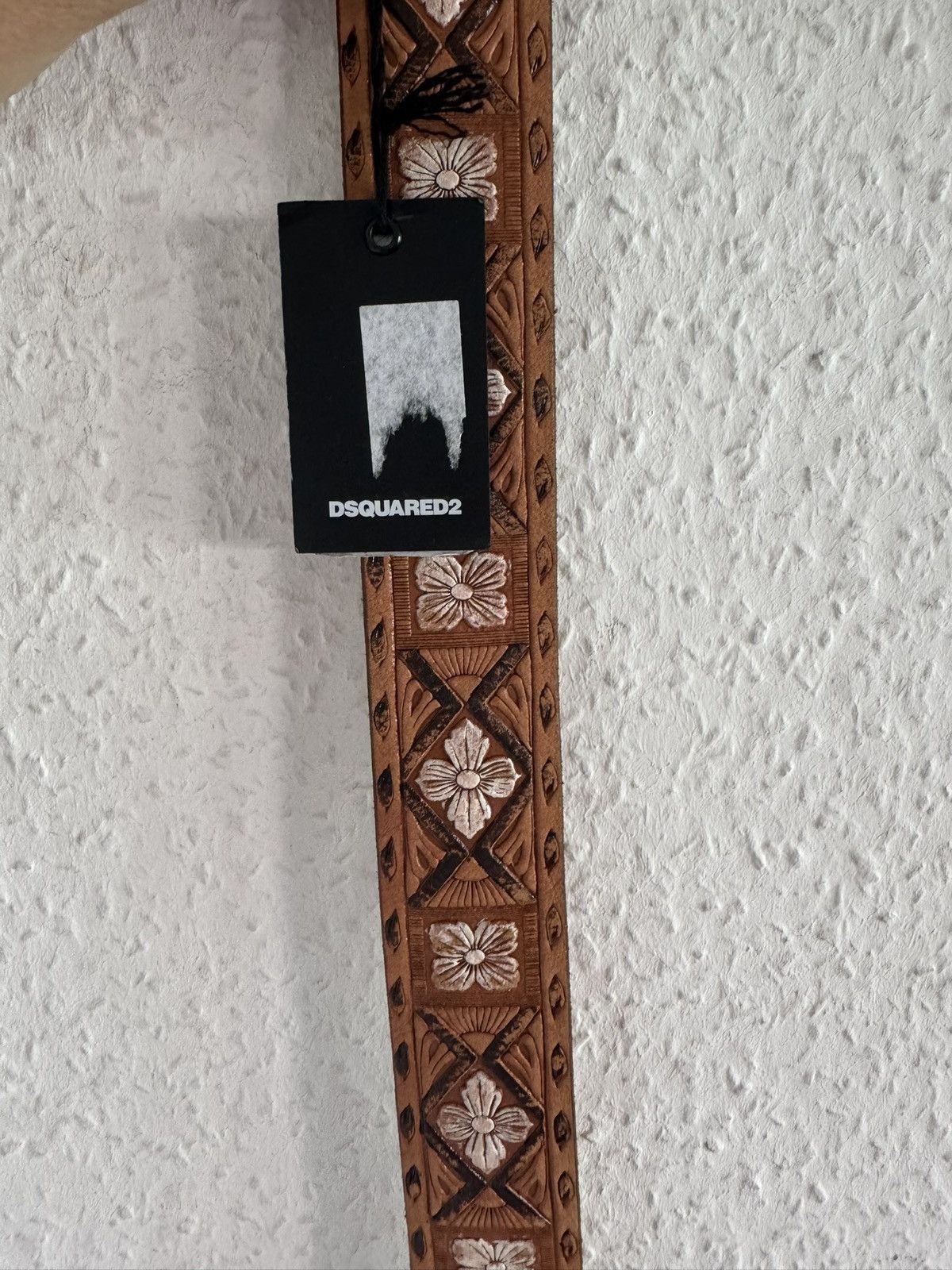 Dsquared2 Tooled Floral Leather Belt Size 28 - 6 Thumbnail