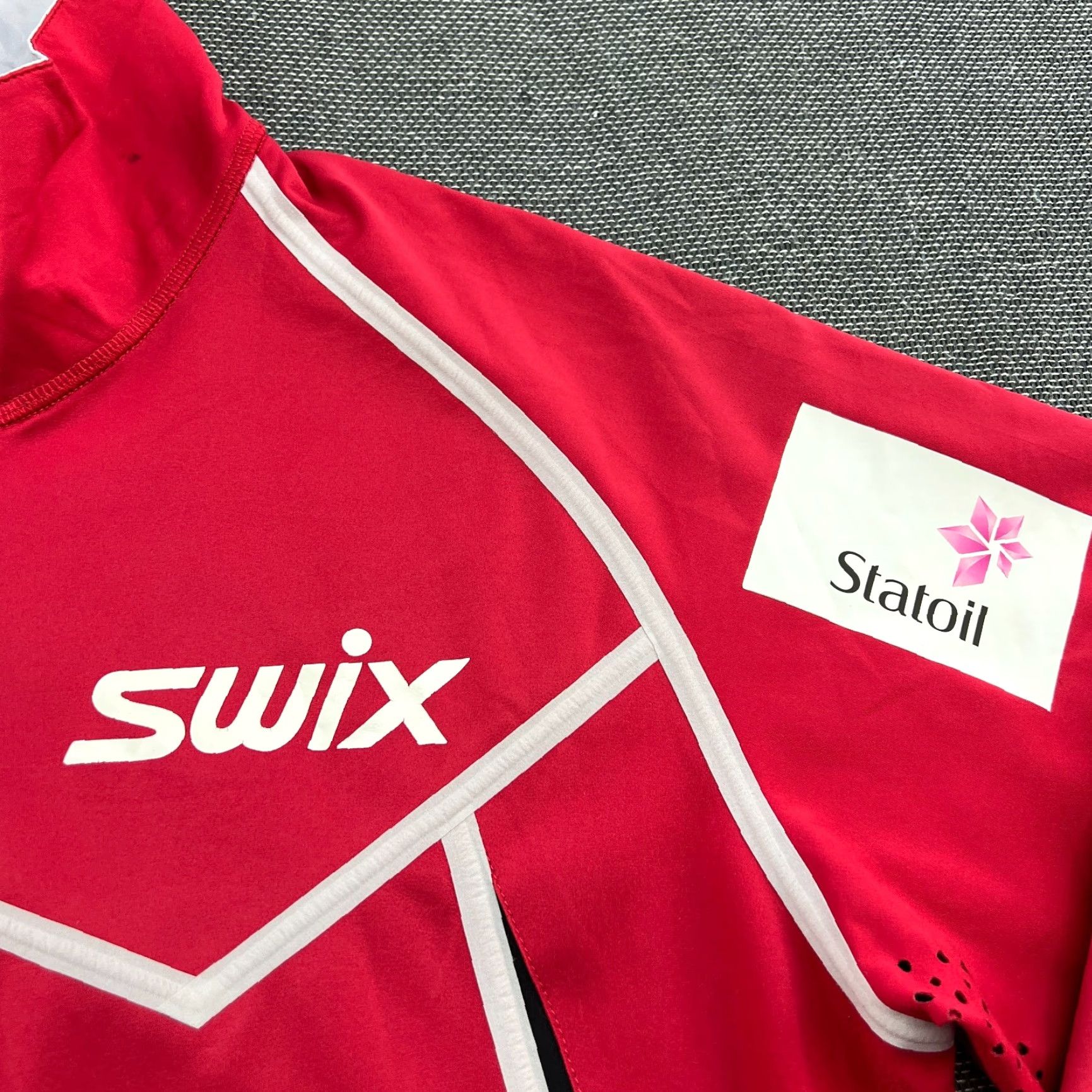 Vintage Swix Norway Team Jacket Mens Medium Full Zip Cross Country Ski XC Red Norge Size US M / EU 48-50 / 2 - 6 Thumbnail