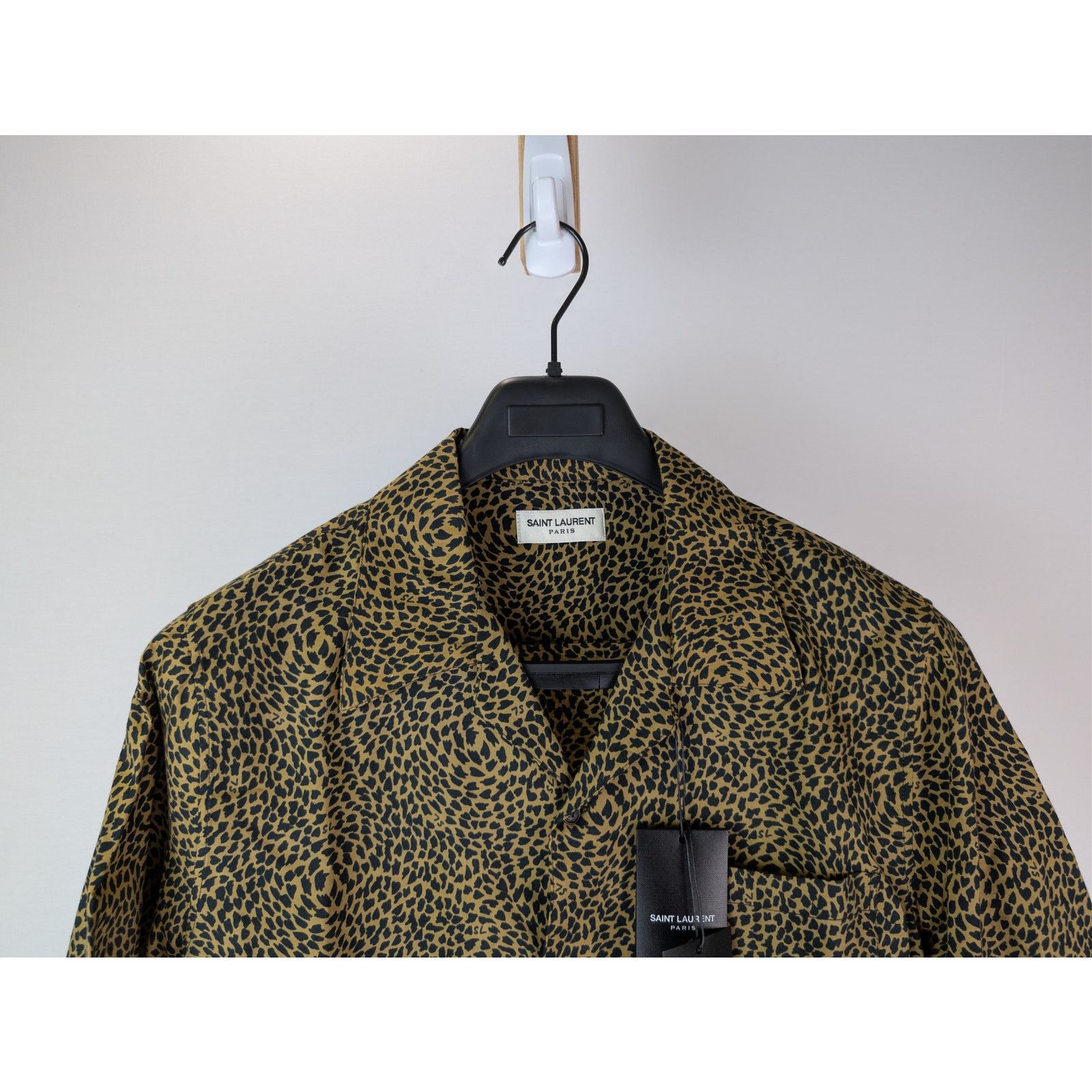 Saint Laurent Paris o1rshd1 Leopard Print Hawaiian Short-Sleeve Shirt in Black Size US XL / EU 56 / 4 - 3 Thumbnail
