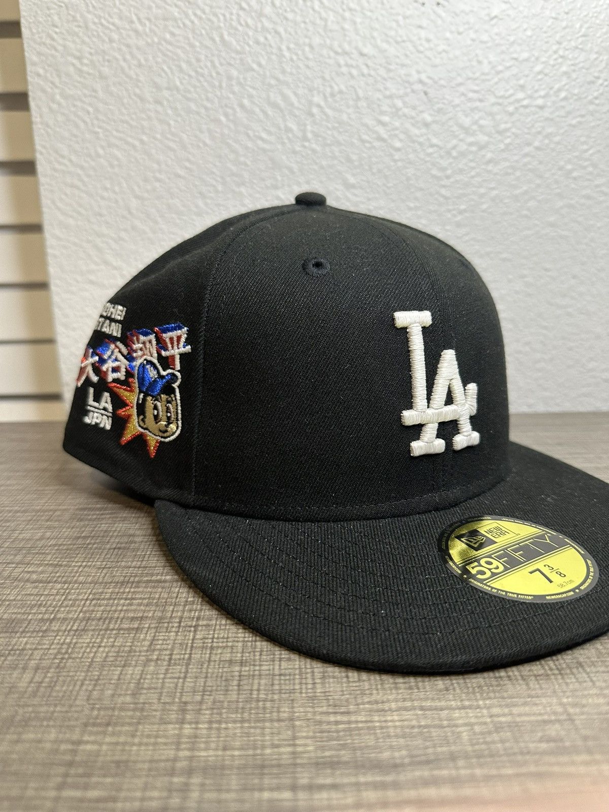 New Era Los Angeles Dodgers Ohtani RARE Glow In The Dark HYPE Size ONE SIZE - 1 Thumbnail