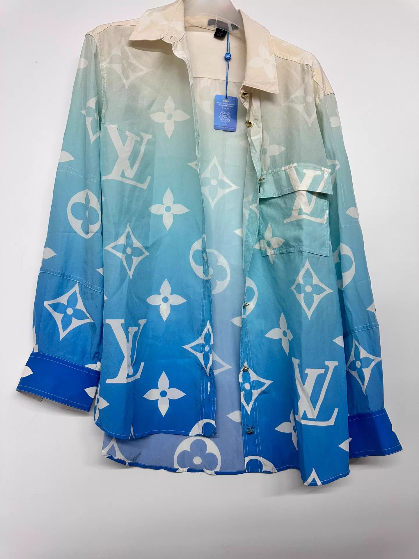 Louis Vuitton Louis Vuitton All Over Print Shirt 34 (45/108/71/57) Size XS / US 0-2 / IT 36-38 - 1 Thumbnail