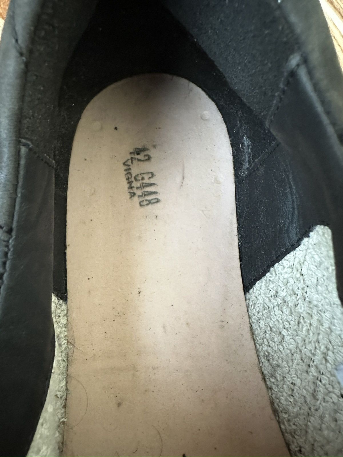 Golden Goose Golden Goose Superstar Black Leather Suede Lowtop Sneaks Size US 9 / EU 42 - 21 Thumbnail