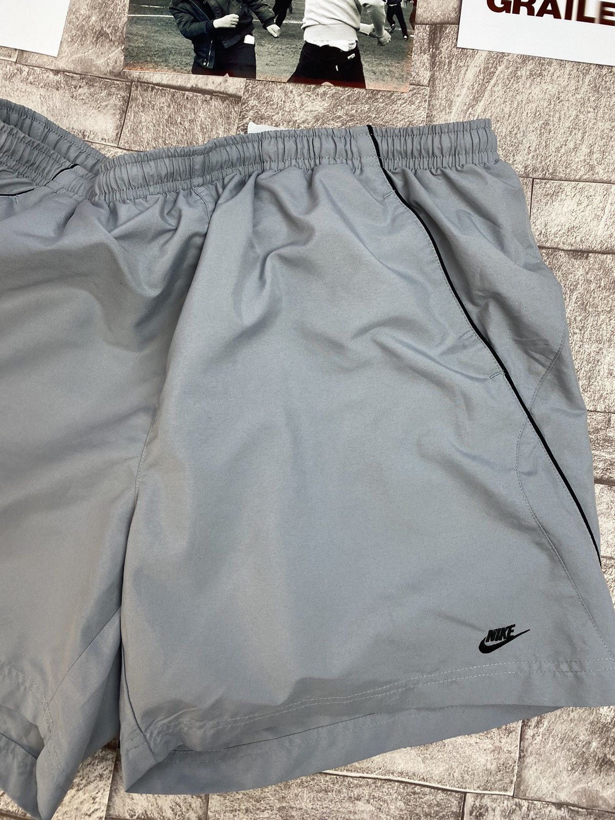 Nike × Vintage Nylon Nike Shorts Y2k style Xl by Travis Scott Size US 38 / EU 54 - 10 Thumbnail