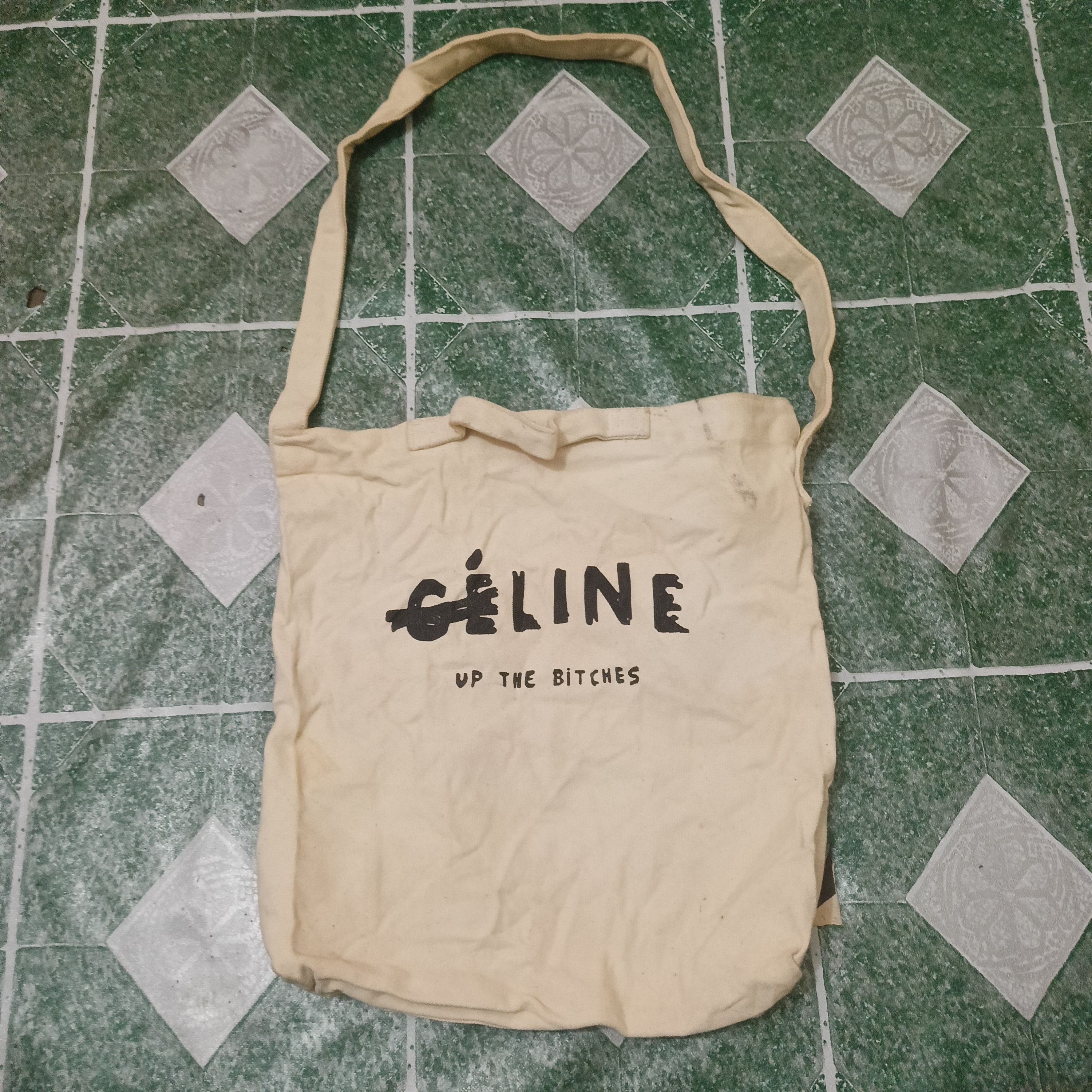 Japanese Brand × Vintage Celine Up The Bitches Canvas Tote Bag Size ONE SIZE - 1 Thumbnail