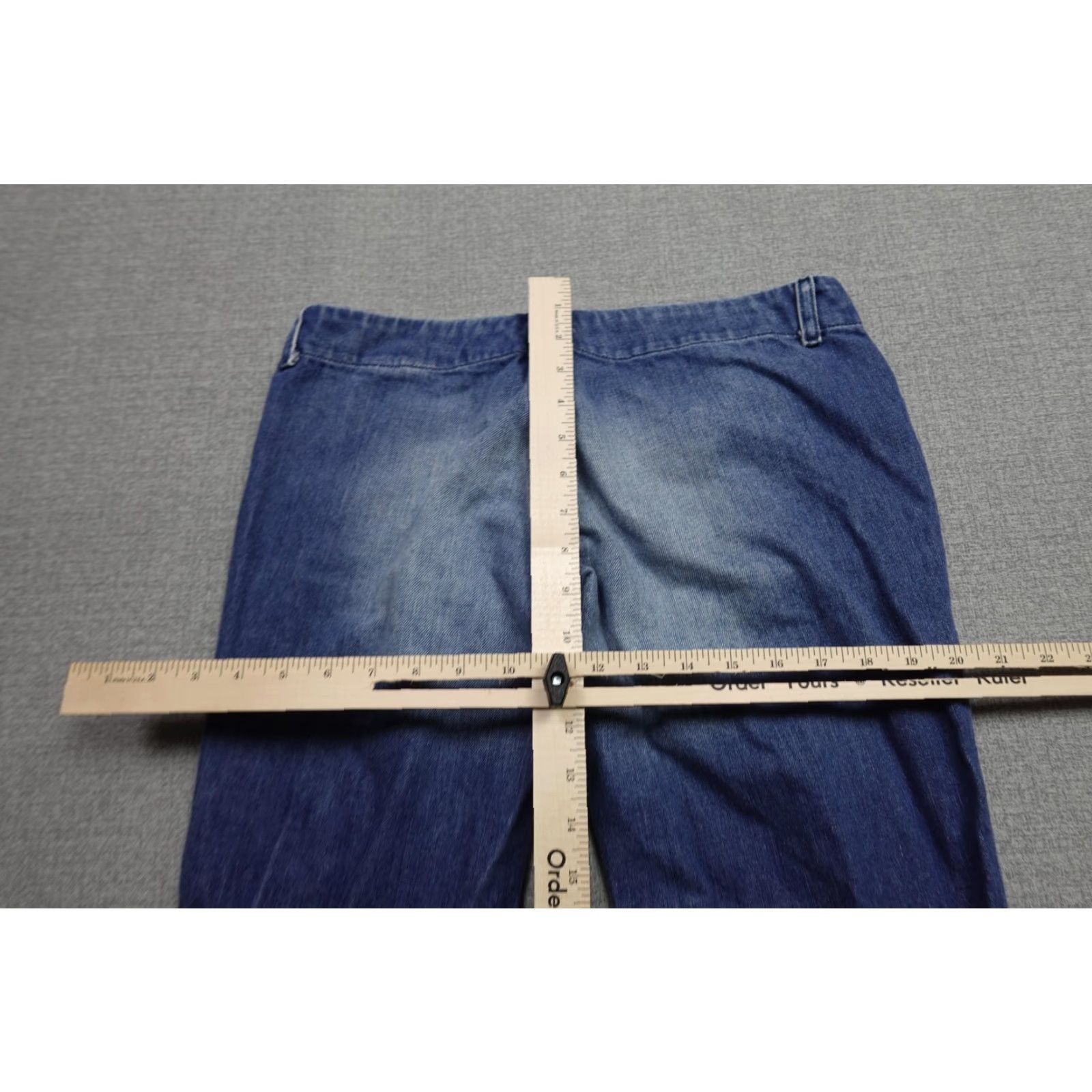 Diesel VINTAGE Diesel Jeans Womens Flare Leg 30x33 Blue Medium Wash Denim Bellbottoms Womens 30in Zip Pocket Zipper 100% Cotton Size 30" / US 8 / IT 44 - 7 Thumbnail