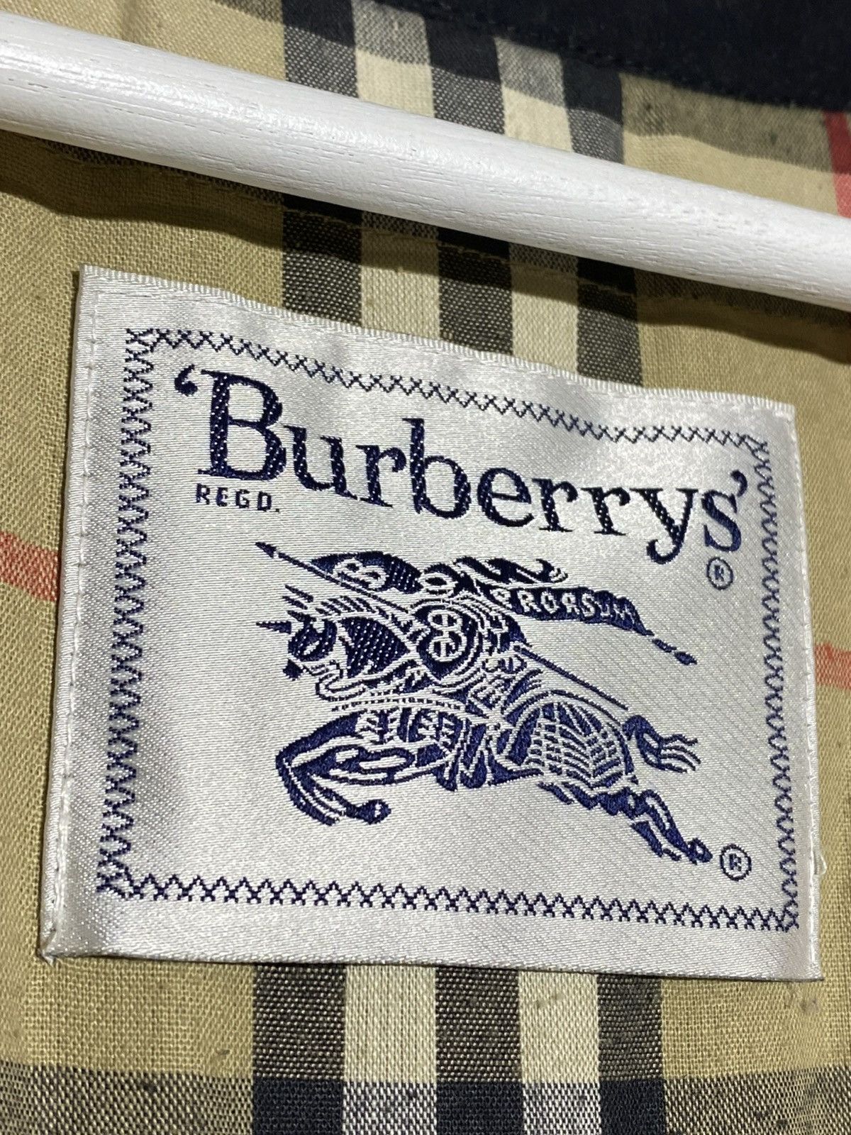 Burberry Burberry’s vintage nova check quilted jacket fur collar Size US M / EU 48-50 / 2 - 20 Thumbnail
