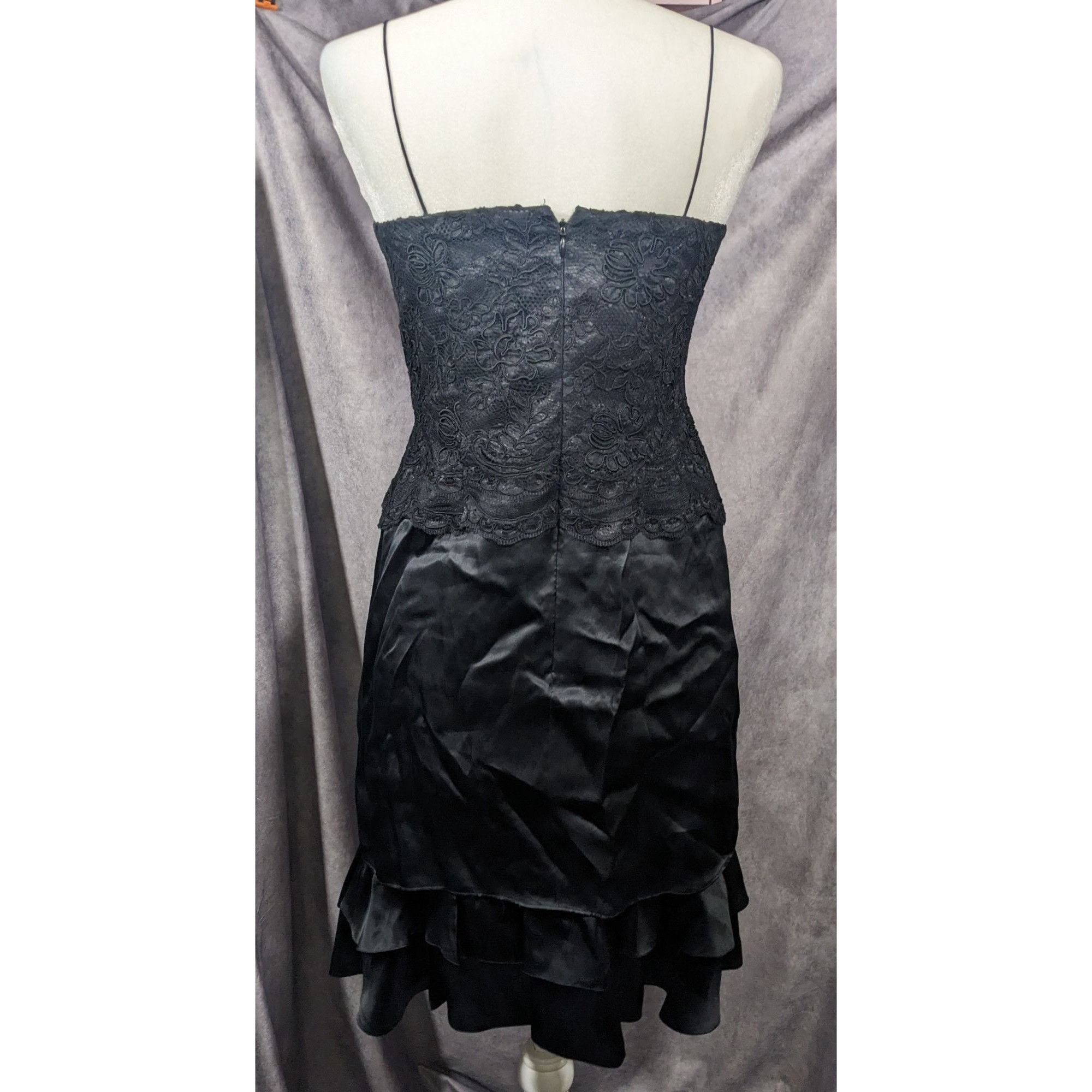 Other Linda Cunningham Black Silk Floral Lace Flounce Skirt Dress Size M / US 6-8 / IT 42-44 - 2 Thumbnail