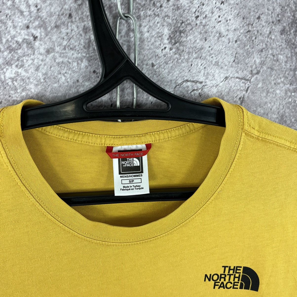 Other The North Face T-Shirt Big Logo Back Yellow Size S Size US S / EU 44-46 / 1 - 8 Thumbnail