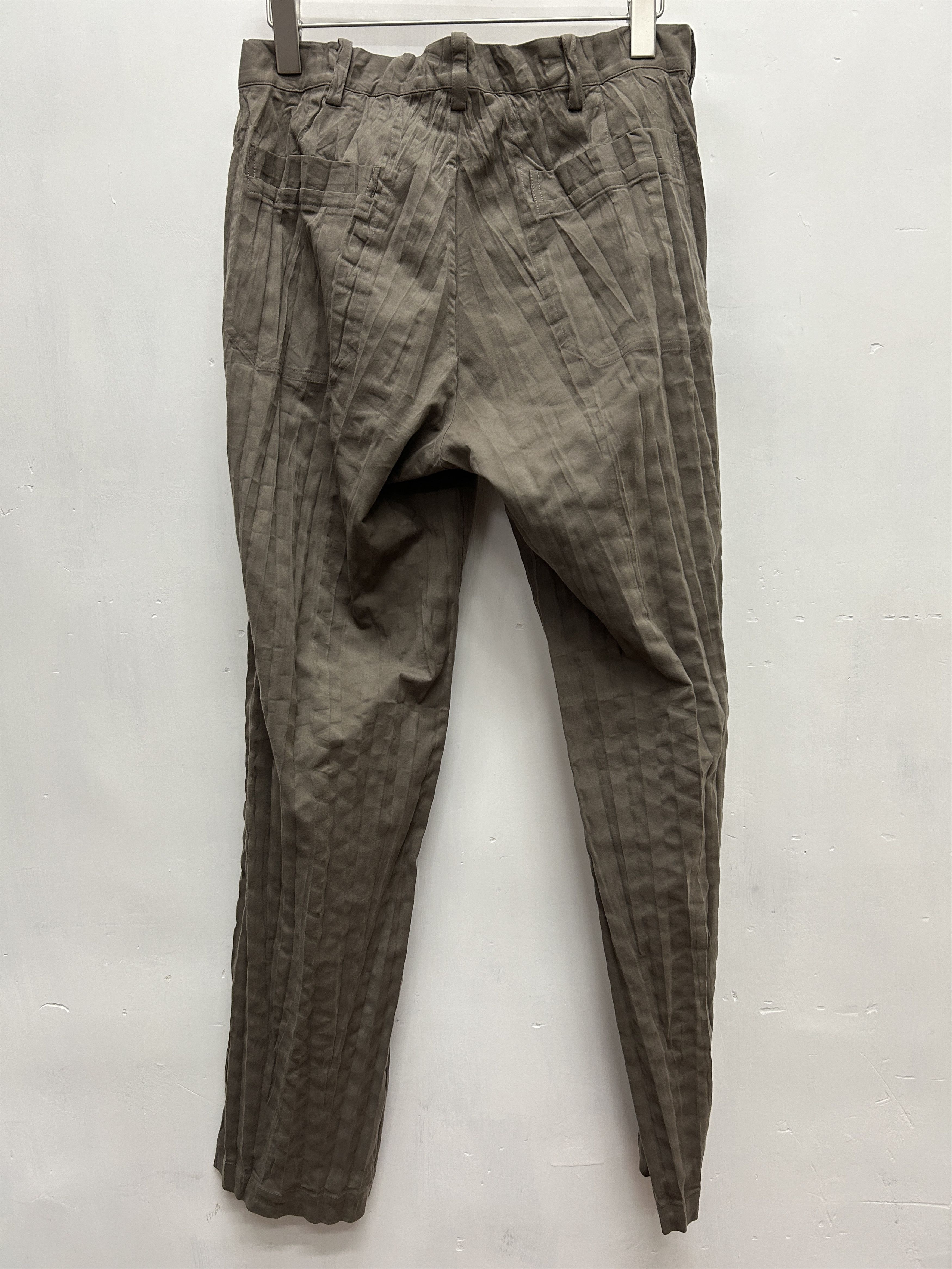 Issey Miyake Issey Miyake Men SS17 pleated trousers Size US 32 / EU 48 - 6 Thumbnail