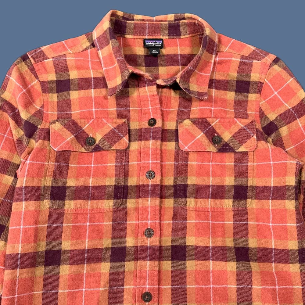 Patagonia Patagonia Fjord Shirt Womens XS Orange Plaid Midweight Organic Cotton Button-Up Long Sleeve Casual Outdoor Classic Mens? Size XS / US 0-2 / IT 36-38 - 1 Thumbnail