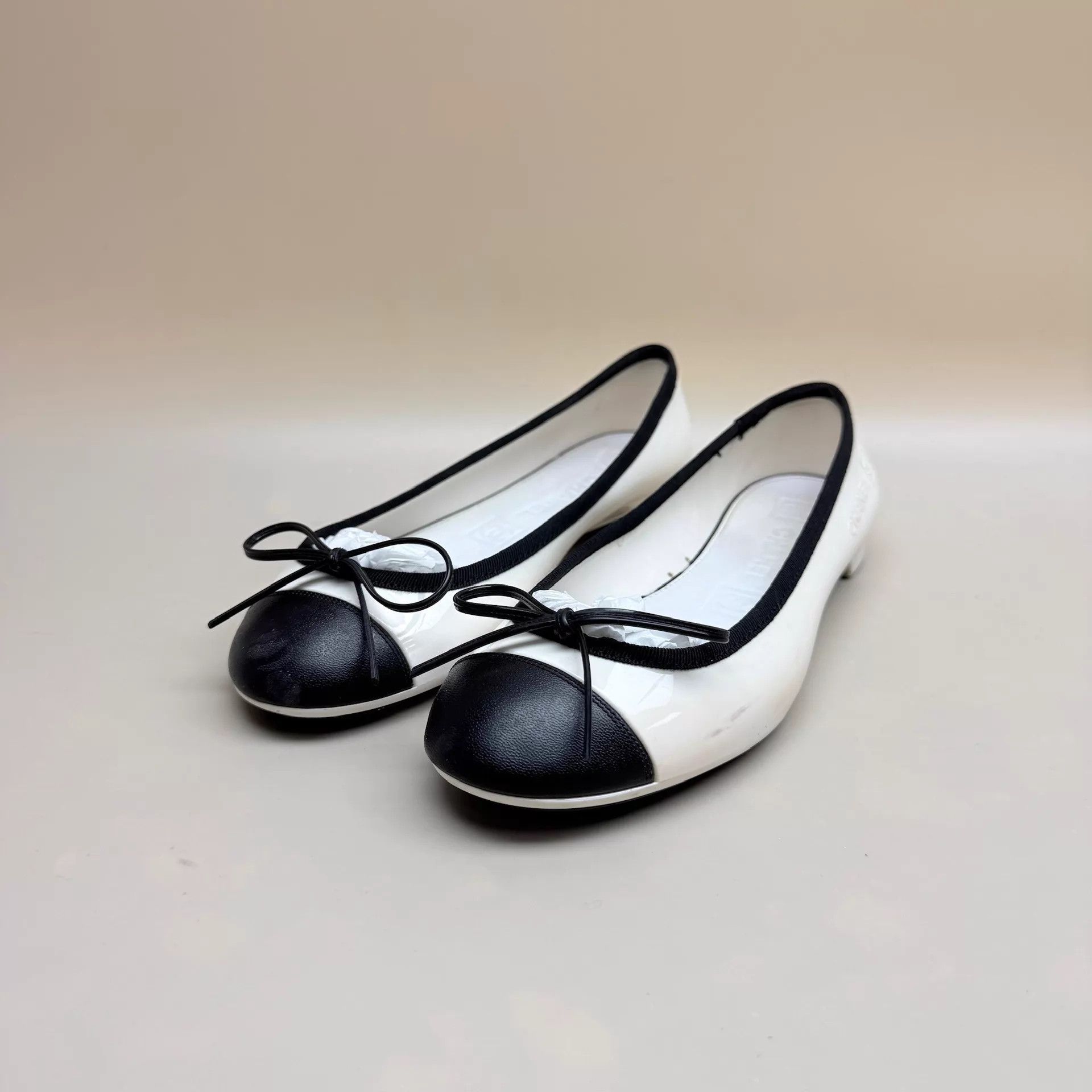 Chanel CHANEL Black & White Panda CC Low Heel Pumps 36 95 Size US 5.5 / IT 35.5 - 1 Thumbnail