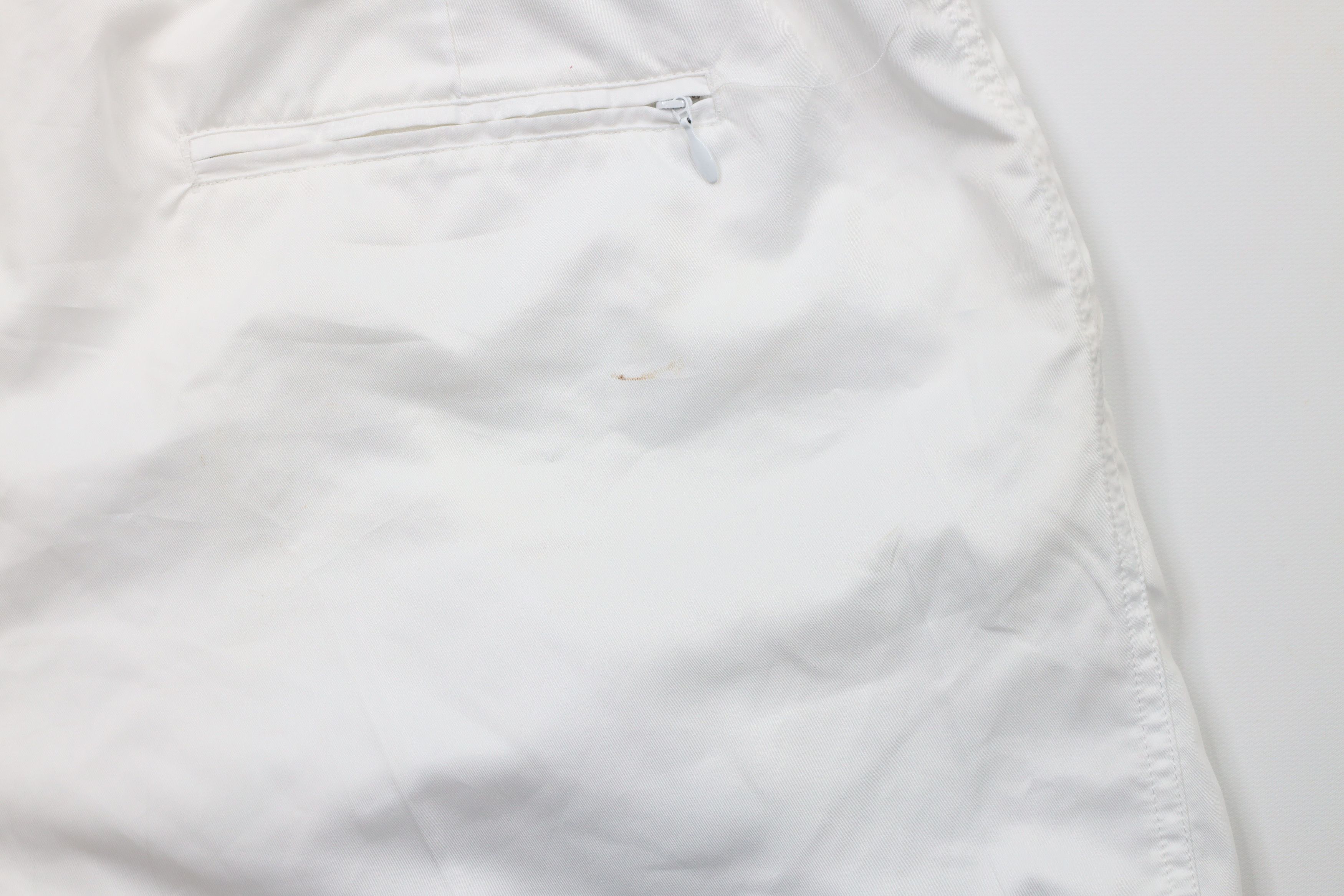 Nike × Vintage Vintage 90s Nike Challenge Court Knee Tennis Shorts White Size US 36 / EU 52 - 14 Thumbnail