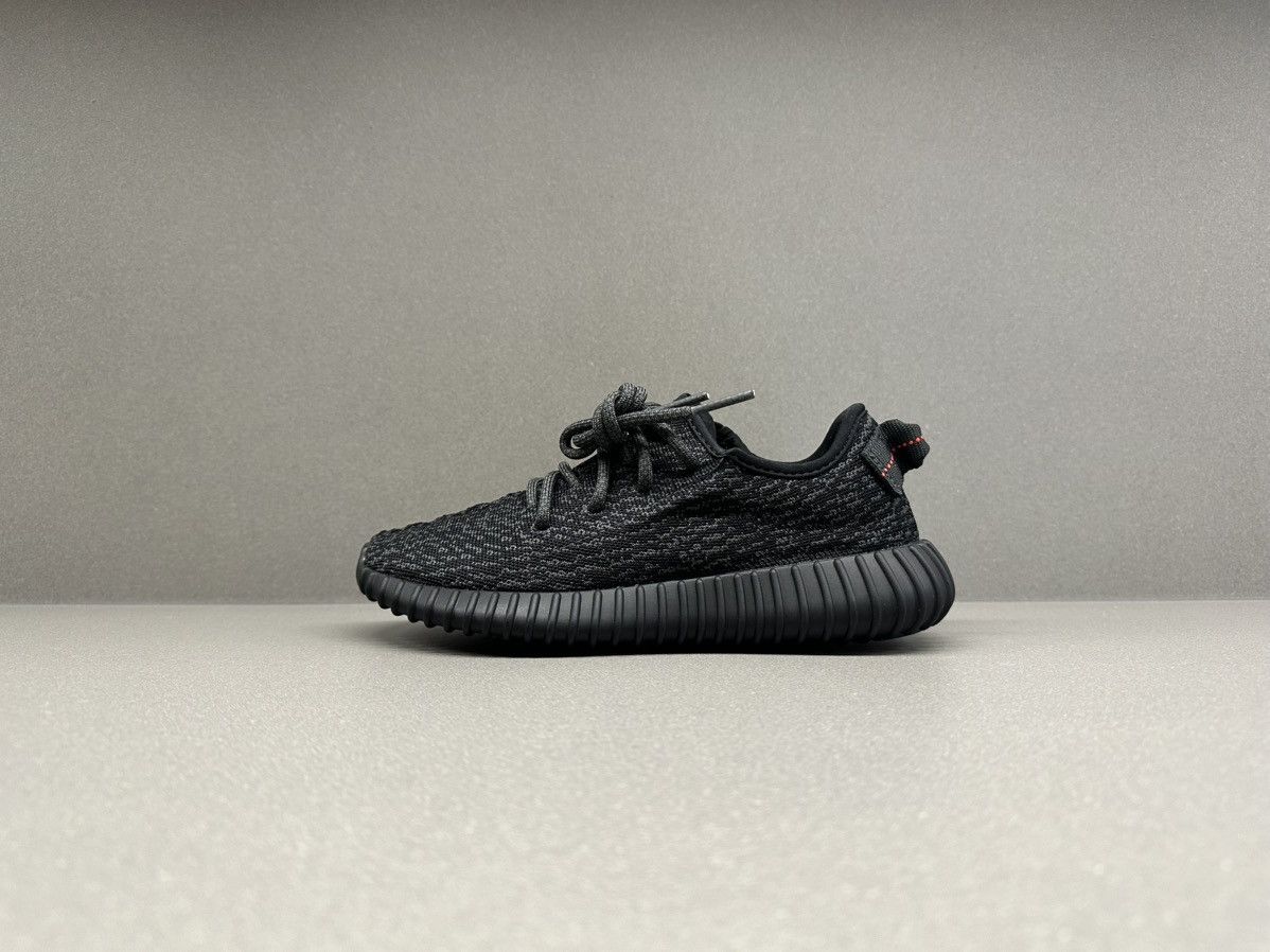 Adidas × Yeezy Yeezy boost 350 Pirate black 2023 Size US 5 / EU 37 - 5 Thumbnail