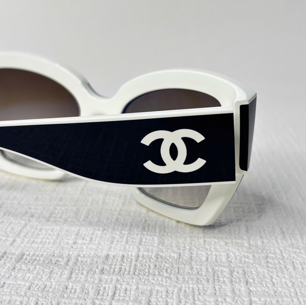 Chanel CHANEL 0CH6058 Size ONE SIZE - 3 Thumbnail