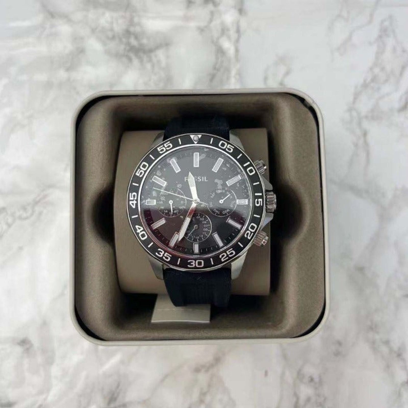 Fossil Fossil BQ2494 Bannon Multifunction Black Silicone Watch Size 44 - 2 Thumbnail