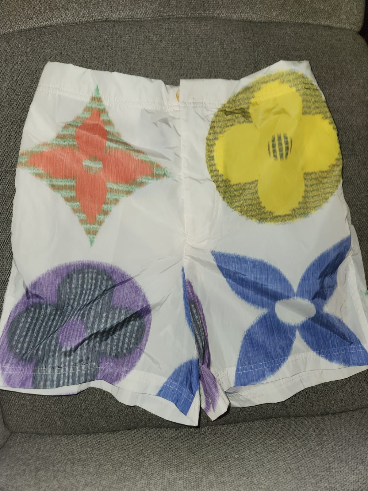 Louis Vuitton Louis Vuitton multicolor monogram swim shorts Size US 30 / EU 46 - 1 Thumbnail