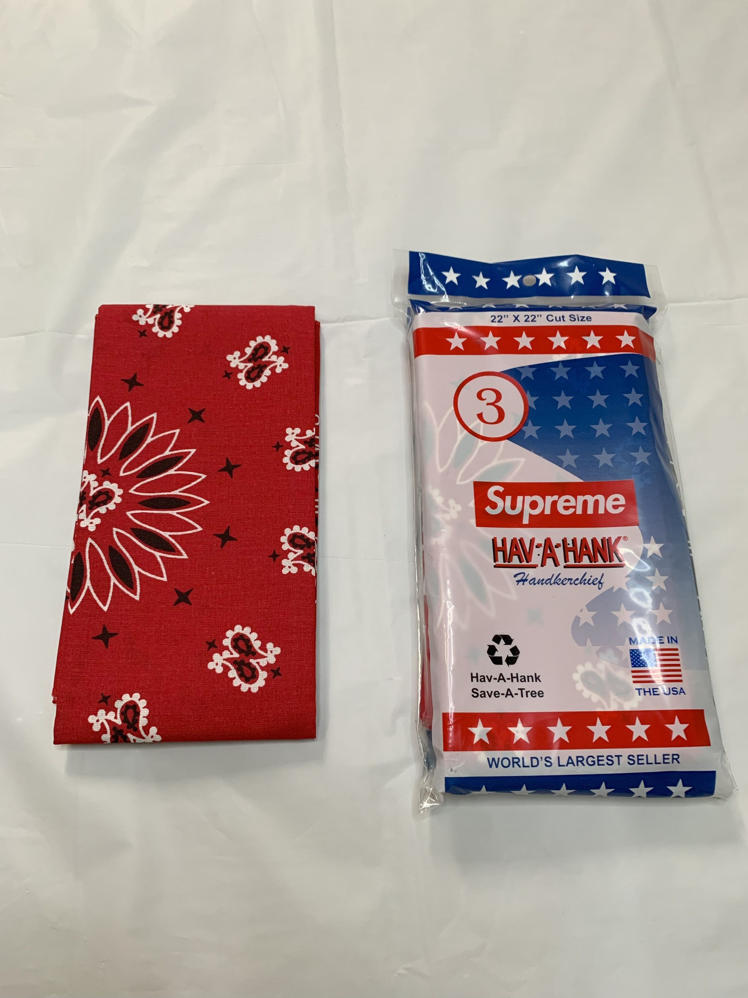 Supreme Supreme Bandana (RED) Size ONE SIZE - 1 Thumbnail