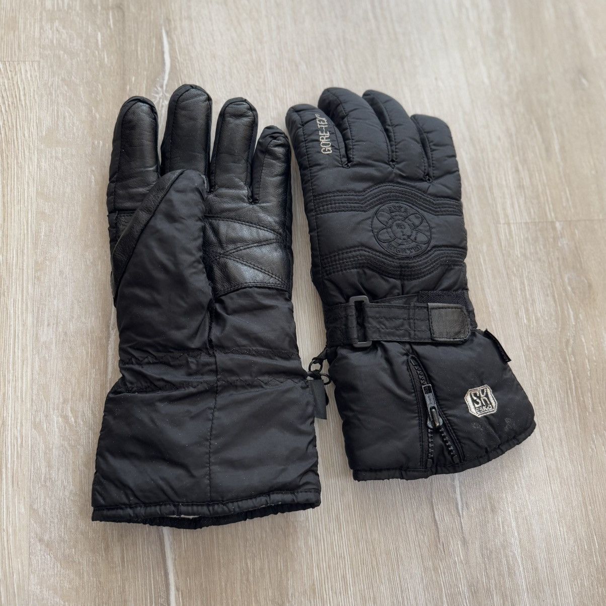 Vintage ESKA Gore-tex Vintage Ski Gloves Men's Size XXL Black Size 46 - 4 Thumbnail