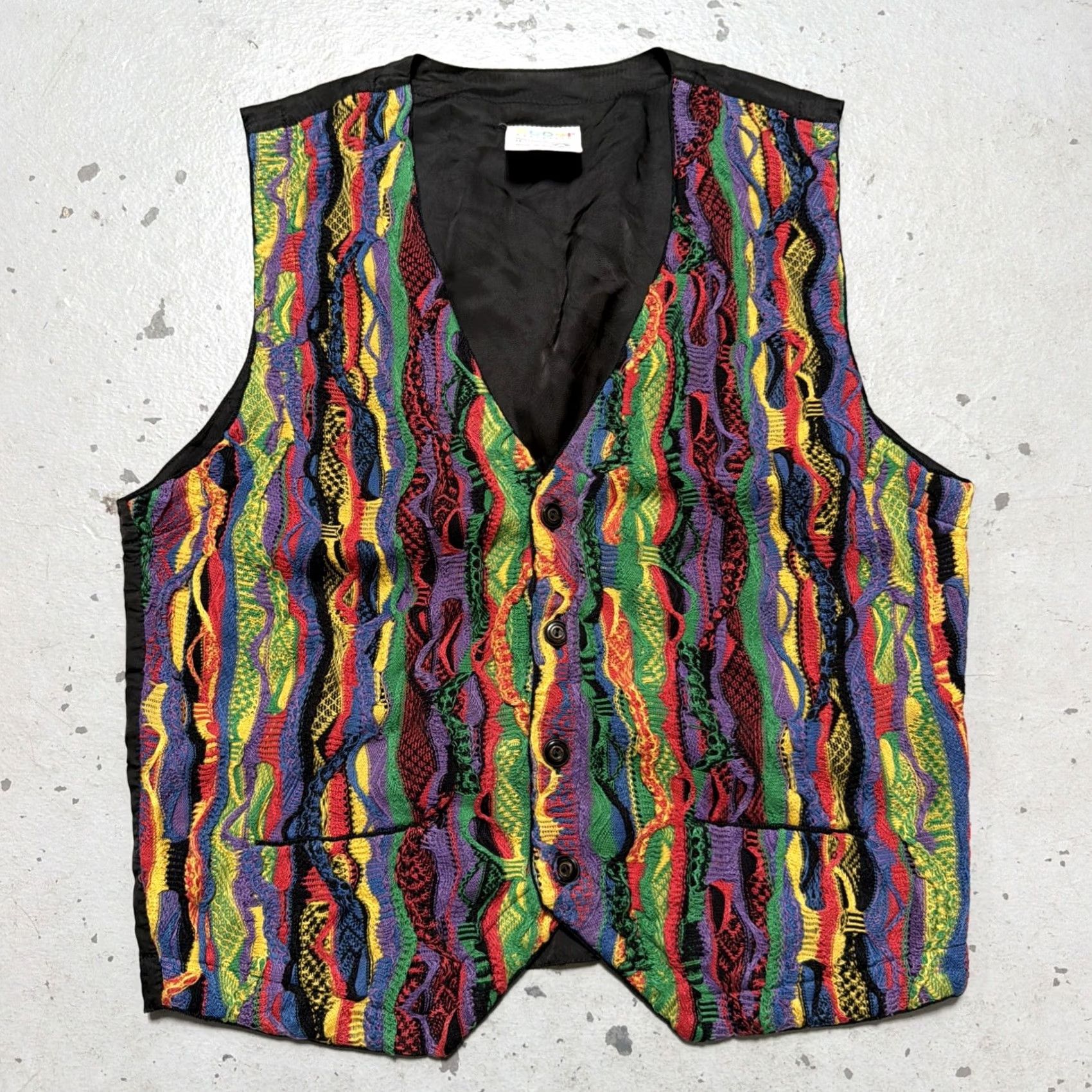 Coogi Vintage COOGI 3D Knit Abstract Pattern Cinch Buckle Back Vest - M - Casual Fashion Size US M / EU 48-50 / 2 - 2 Thumbnail