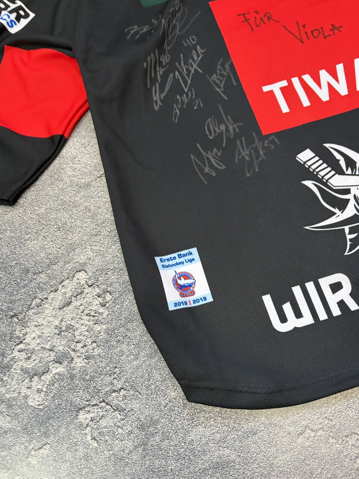 Kappa Team Signed HC Innsbruck Kappa Hockey Jersey #57 Clark XL Size US XL / EU 56 / 4 - 4 Thumbnail