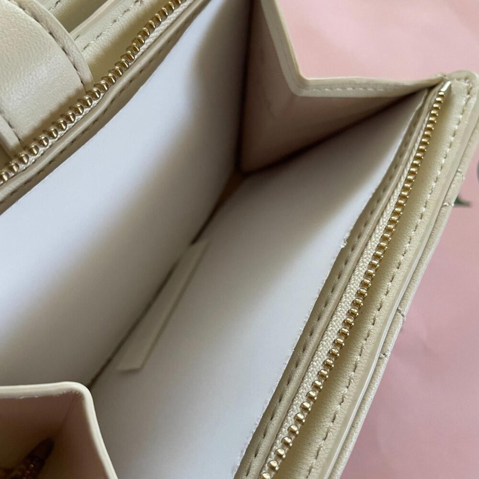Other NWT kate spade Carey Medium Compartment Bifold Wallet Size ONE SIZE - 6 Thumbnail