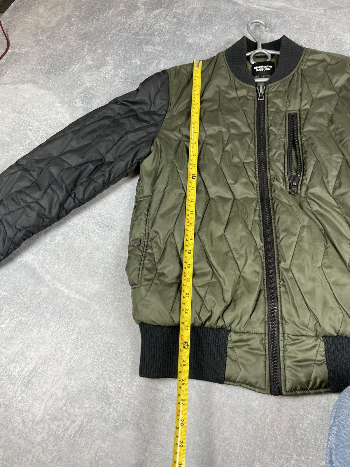 Christopher Raeburn RARE Christopher Raeburn Y2K japanese olive bomber jacket Size US M / EU 48-50 / 2 - 7 Thumbnail