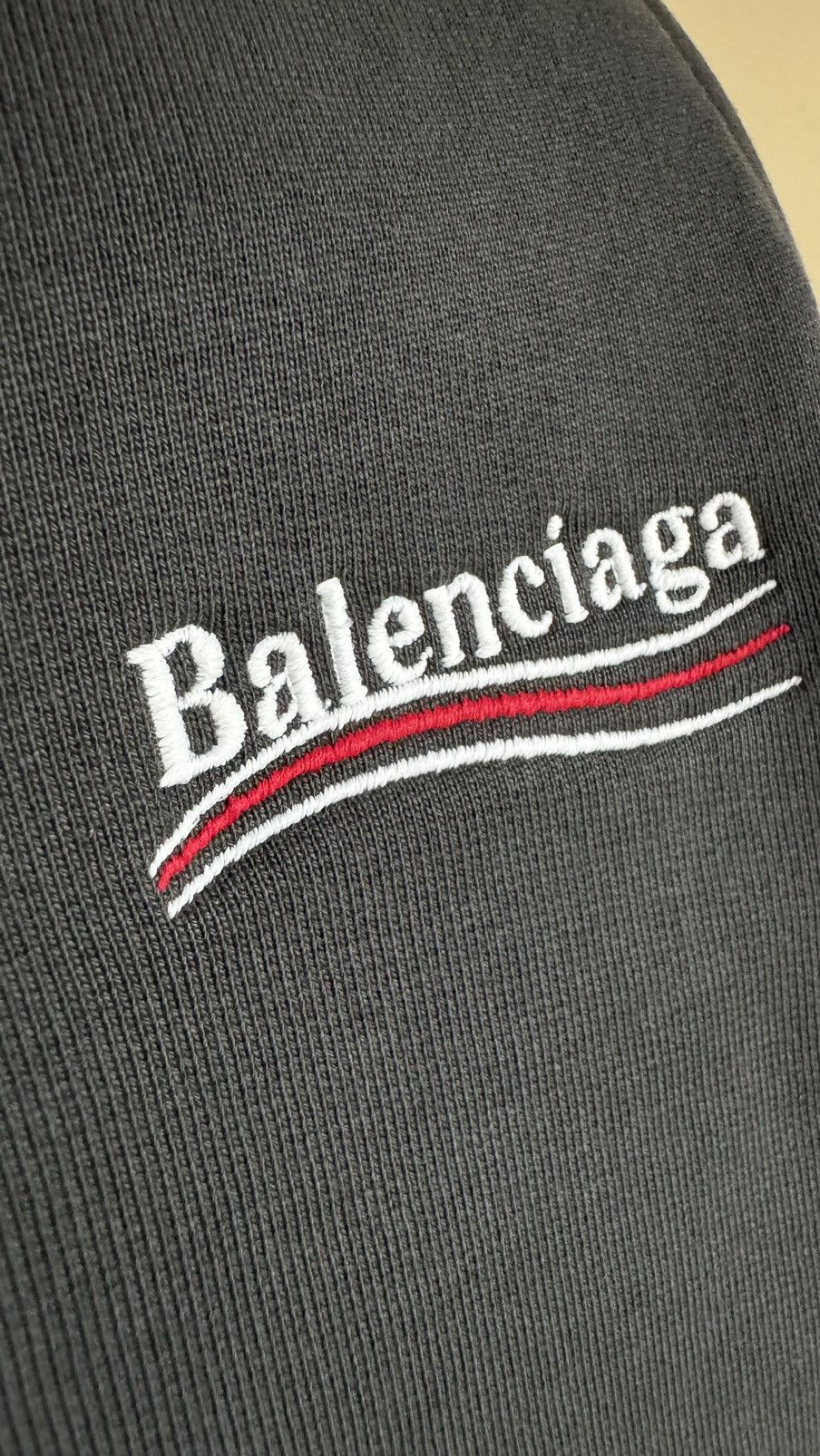 Balenciaga Balenciaga Political dark grey large fit hoodie Size US M / EU 48-50 / 2 - 3 Thumbnail