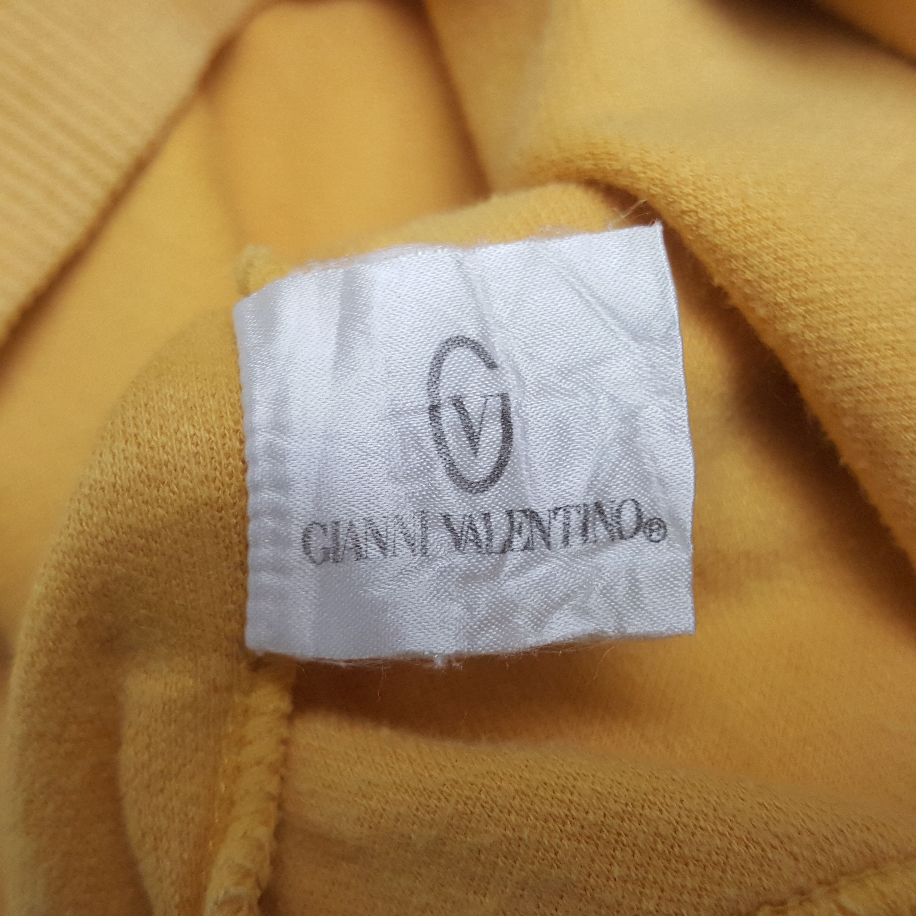 Gianni Valentino × Vintage Vintage Gianni Valentino Sweatshirt Size US M / EU 48-50 / 2 - 9 Thumbnail