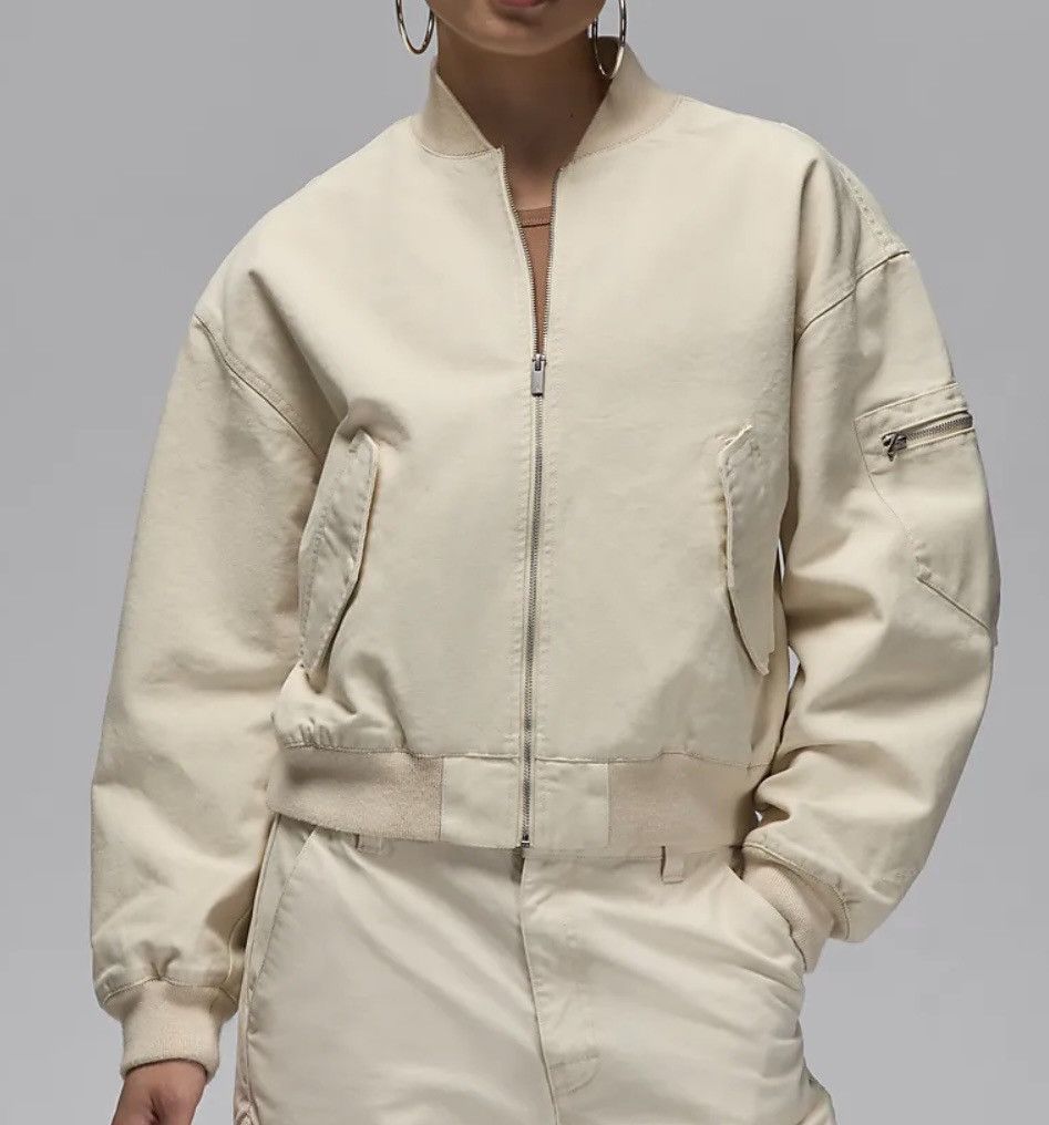Jordan Brand Women’s Jordan Renegade Lightweight Jacket (size:xs) Size XS / US 0-2 / IT 36-38 - 6 Thumbnail