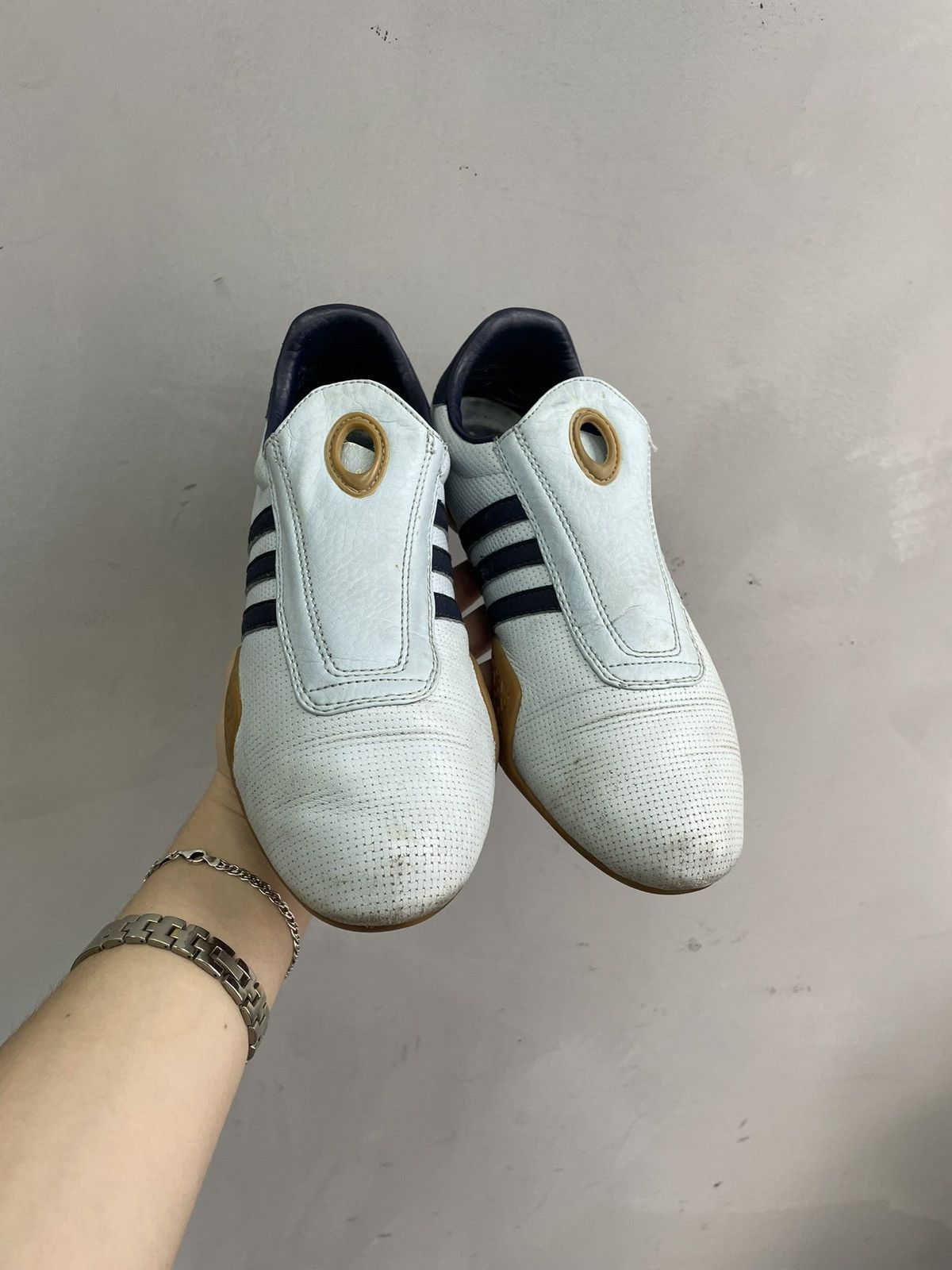 Adidas Adidas retro Y-3 style leather low shoes trainers y2k Size US 7.5 / EU 40-41 - 3 Thumbnail