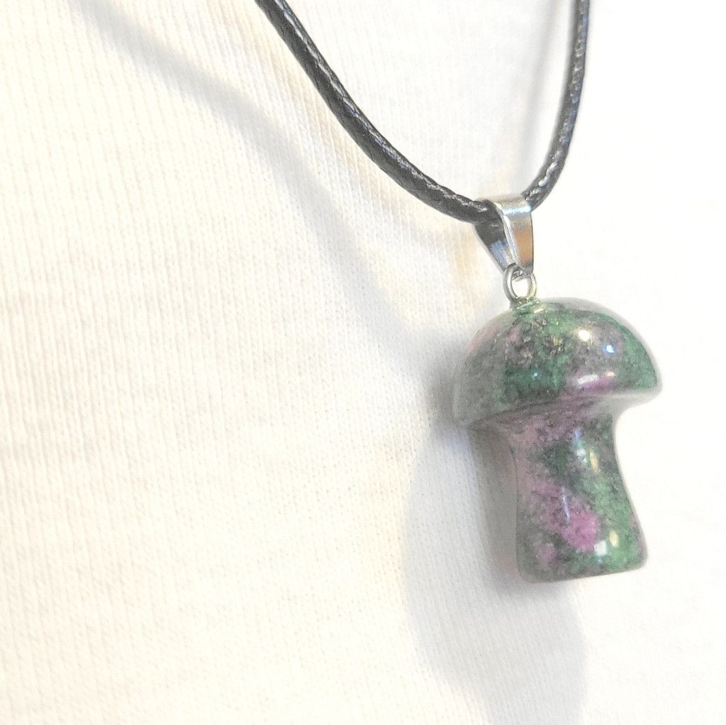 Handmade Natural Ruby Zoisite 1/2" Mushroom Crystal Pendant Necklace Size ONE SIZE - 3 Thumbnail