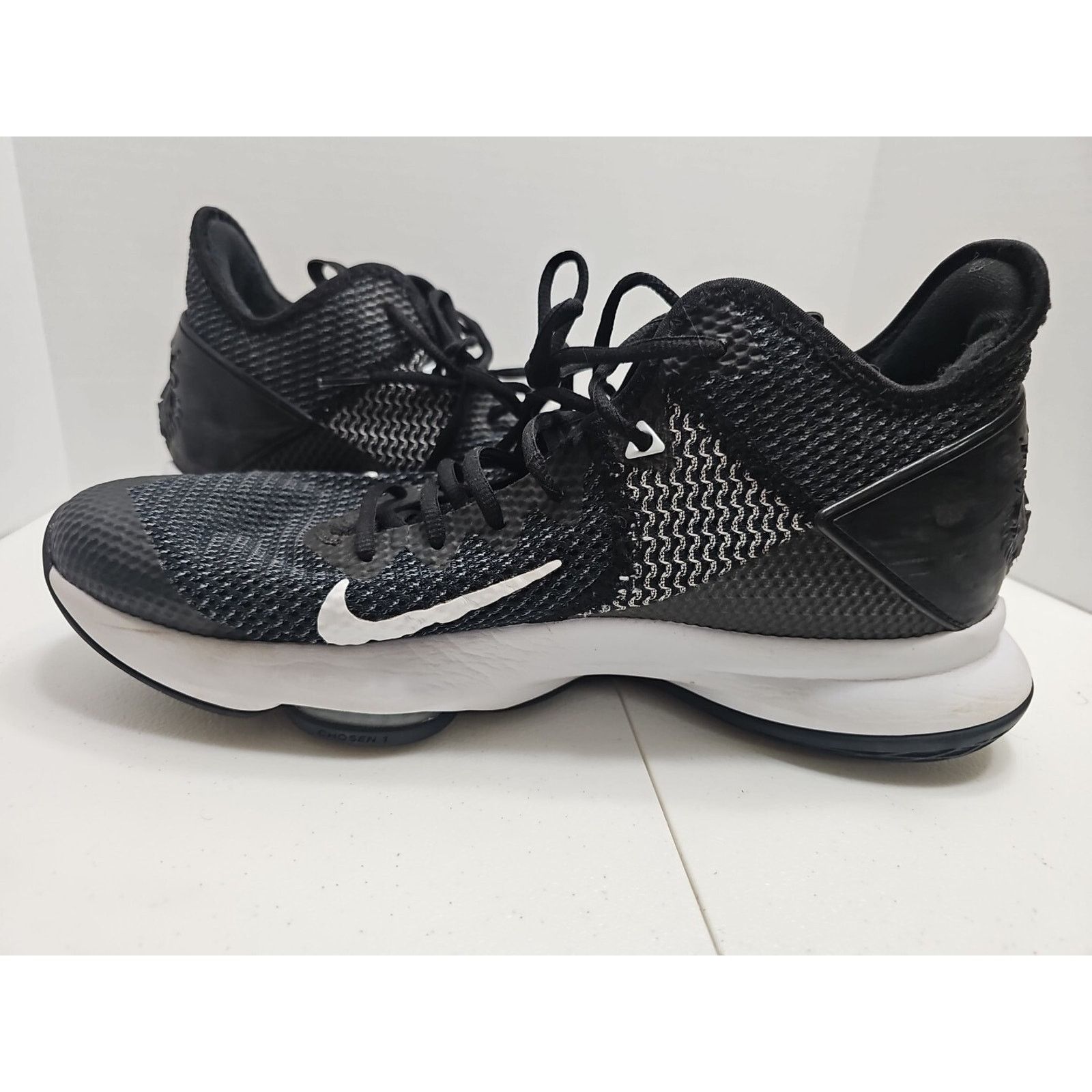 Nike Nike LeBron Witness 4 Black Mens Size 14 Basketball Sneakers Size US 14 / EU 47 - 12 Thumbnail
