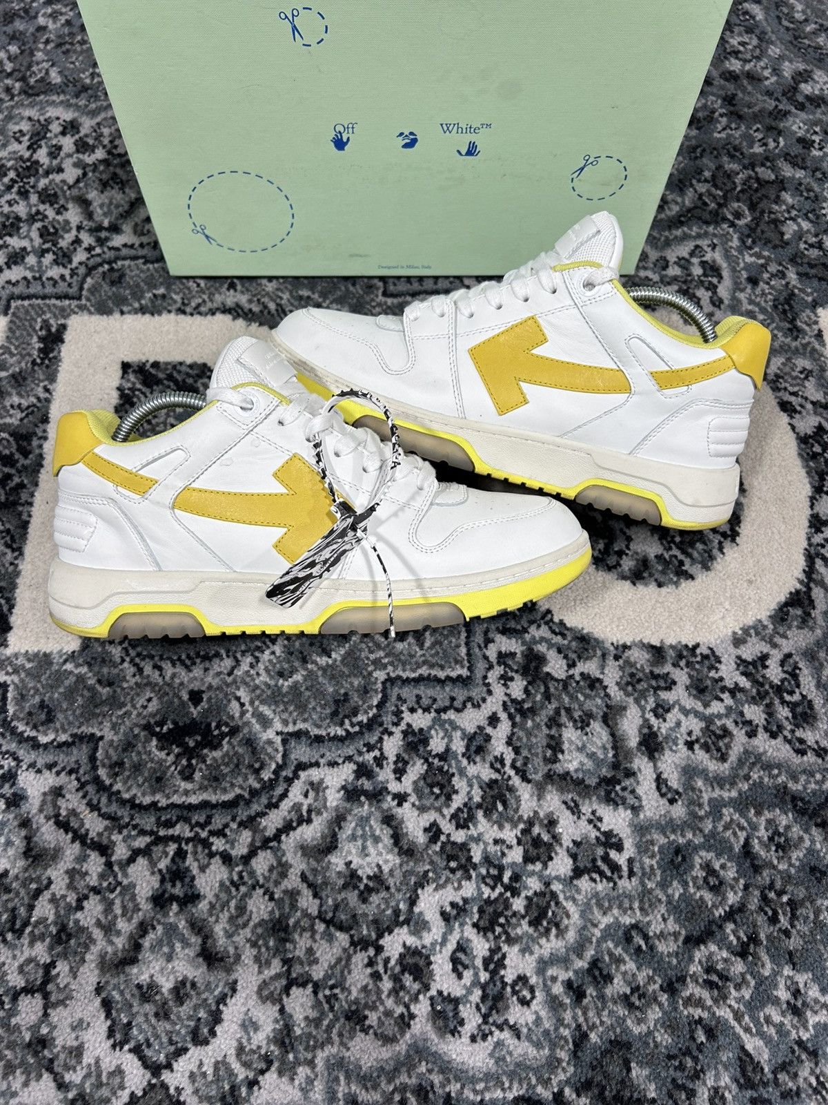 Off White “Out Of Office”Size 10US/43EU