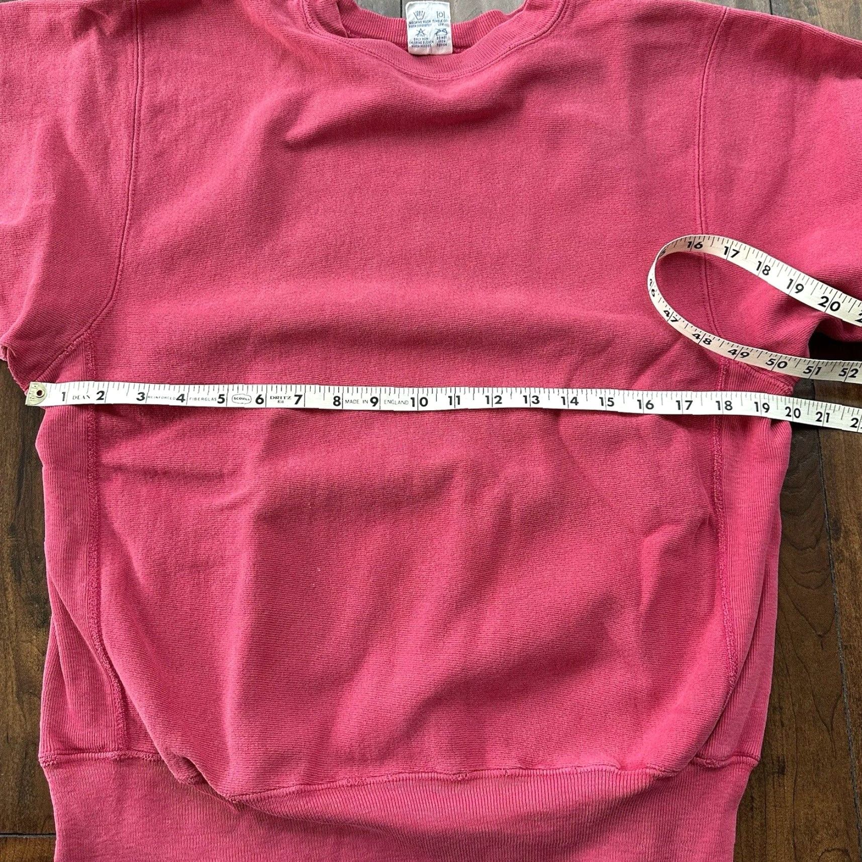 Champion VINTAGE Champion 90s Pink Sweatshirt Pullover M USA Athletic Logo 70s Unisex Adults Size US M / EU 48-50 / 2 - 6 Thumbnail