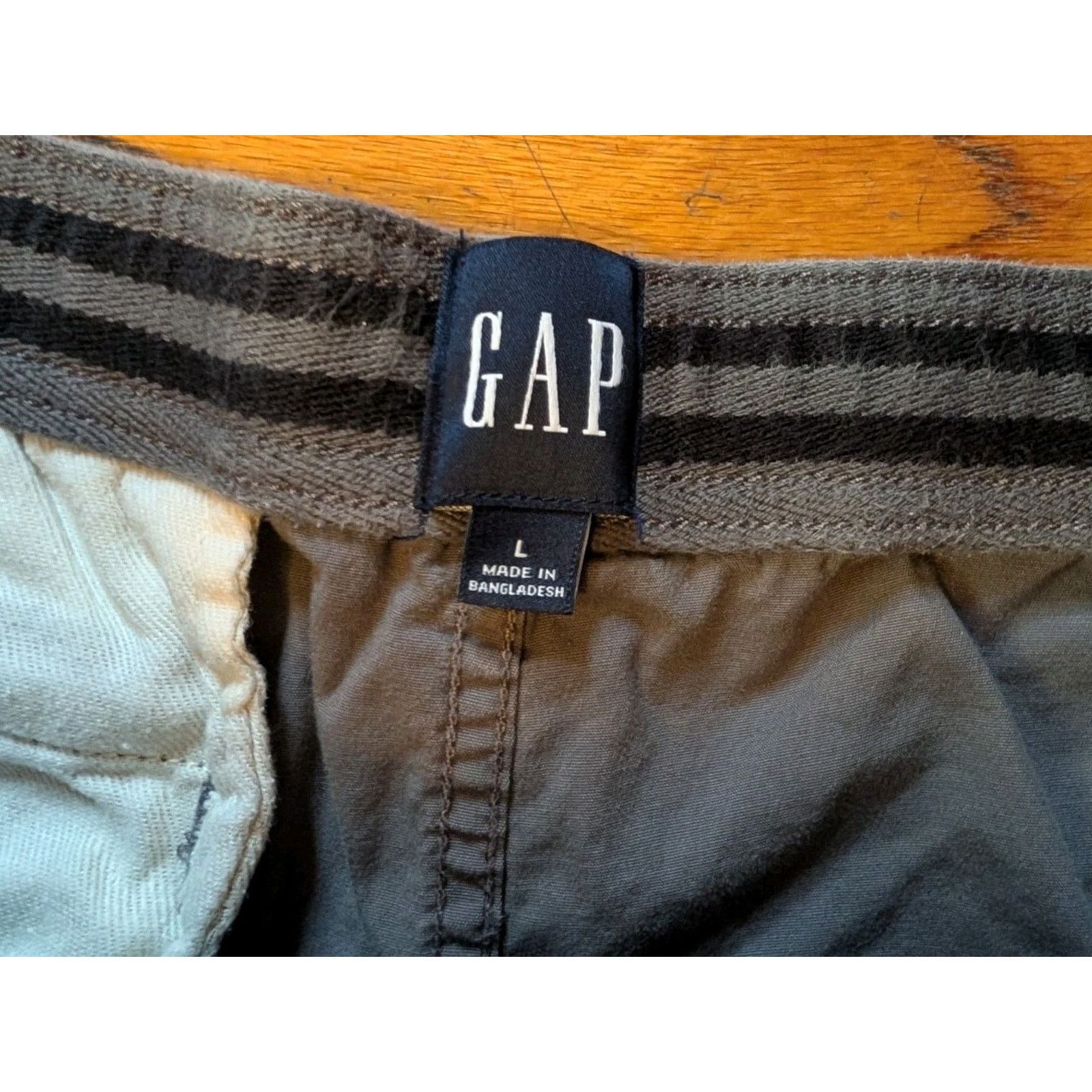 Gap GAP Shorts Men's Large Pockets Gray Size US 34 / EU 50 - 2 Thumbnail
