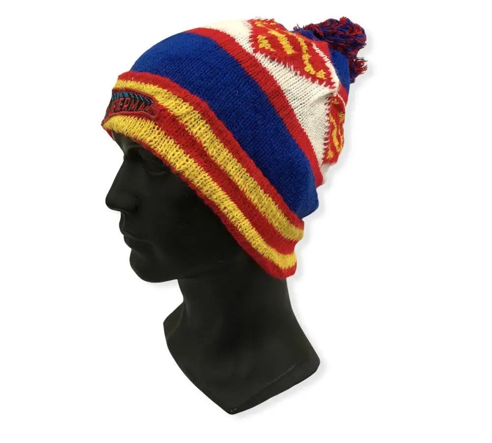 DC Comics × Marvel Comics Vintage Superman Cartoon Beanie Hat Size ONE SIZE - 2 Thumbnail
