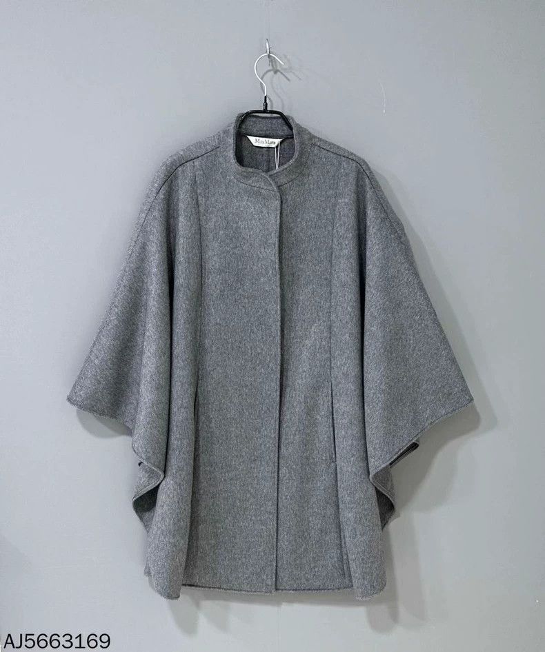 Max Mara gray wool cape coat by MaxMara Size US M / EU 48-50 / 2 - 1 Thumbnail