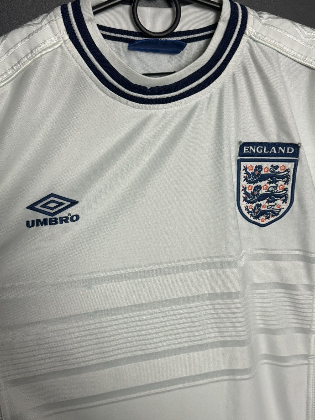 Umbro England National Team 99/01 Home Football Jersey T-Shirt Size US M / EU 48-50 / 2 - 3 Thumbnail