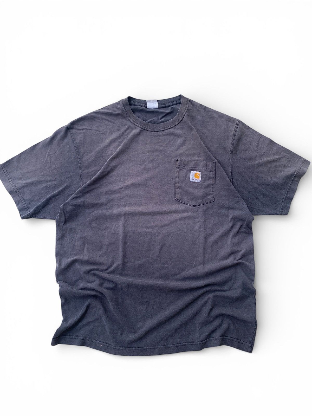 Carhartt Vintage Carhartt Pocket T-Shirt Black Faded Workwear Tee Size US L / EU 52-54 / 3 - 1 Thumbnail