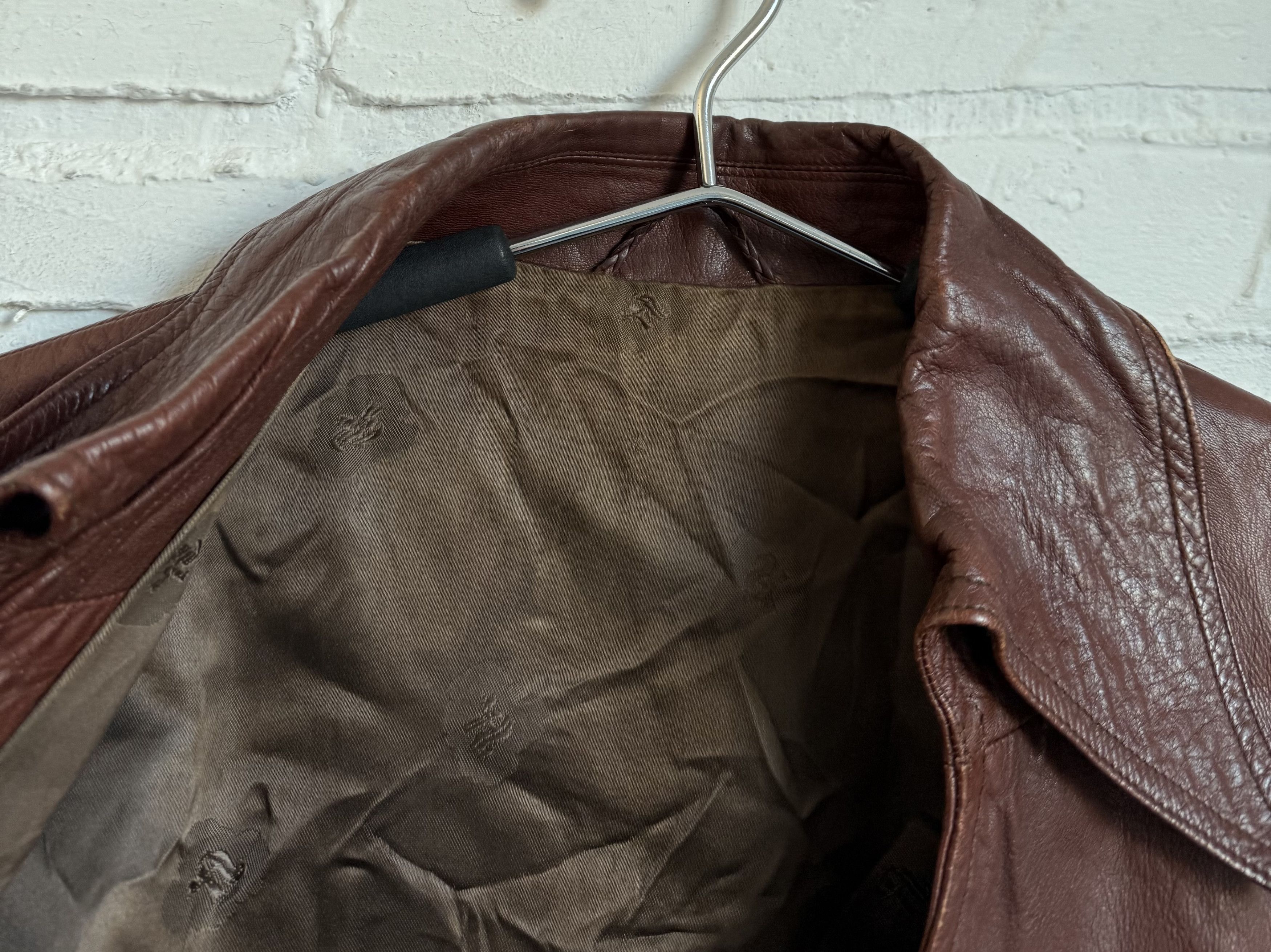 Lewis Leathers Vintage 1970s Fink of Northampton British Leather jacket Size US S / EU 44-46 / 1 - 8 Thumbnail
