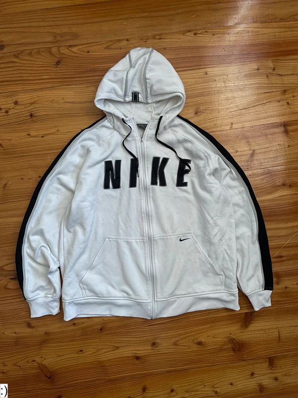 Nike × Vintage Nike Vintage Boxy Fit White Spellout Logo Hoodie 90s Size US L / EU 52-54 / 3 - 1 Thumbnail