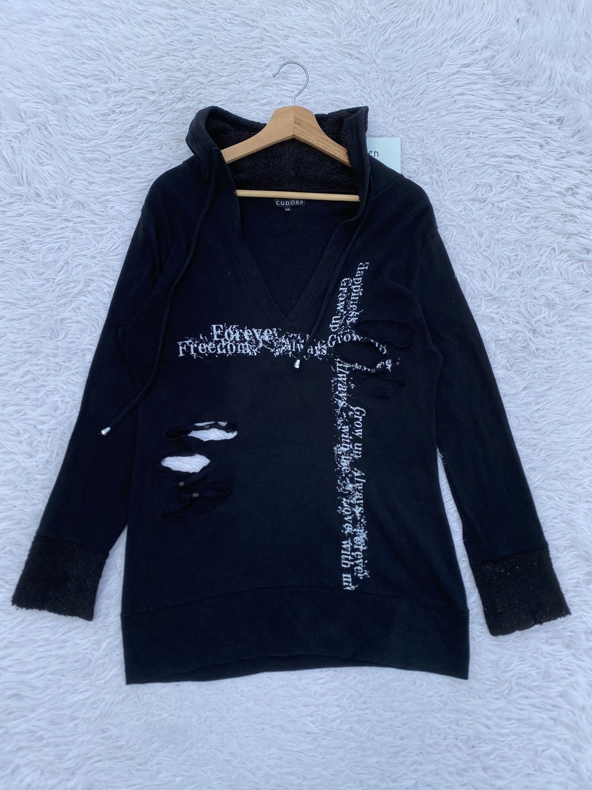 Japanese Brand Rare Vintage Japanese Brand Punk Design Hoodie Size L / US 10 / IT 46 - 1 Thumbnail