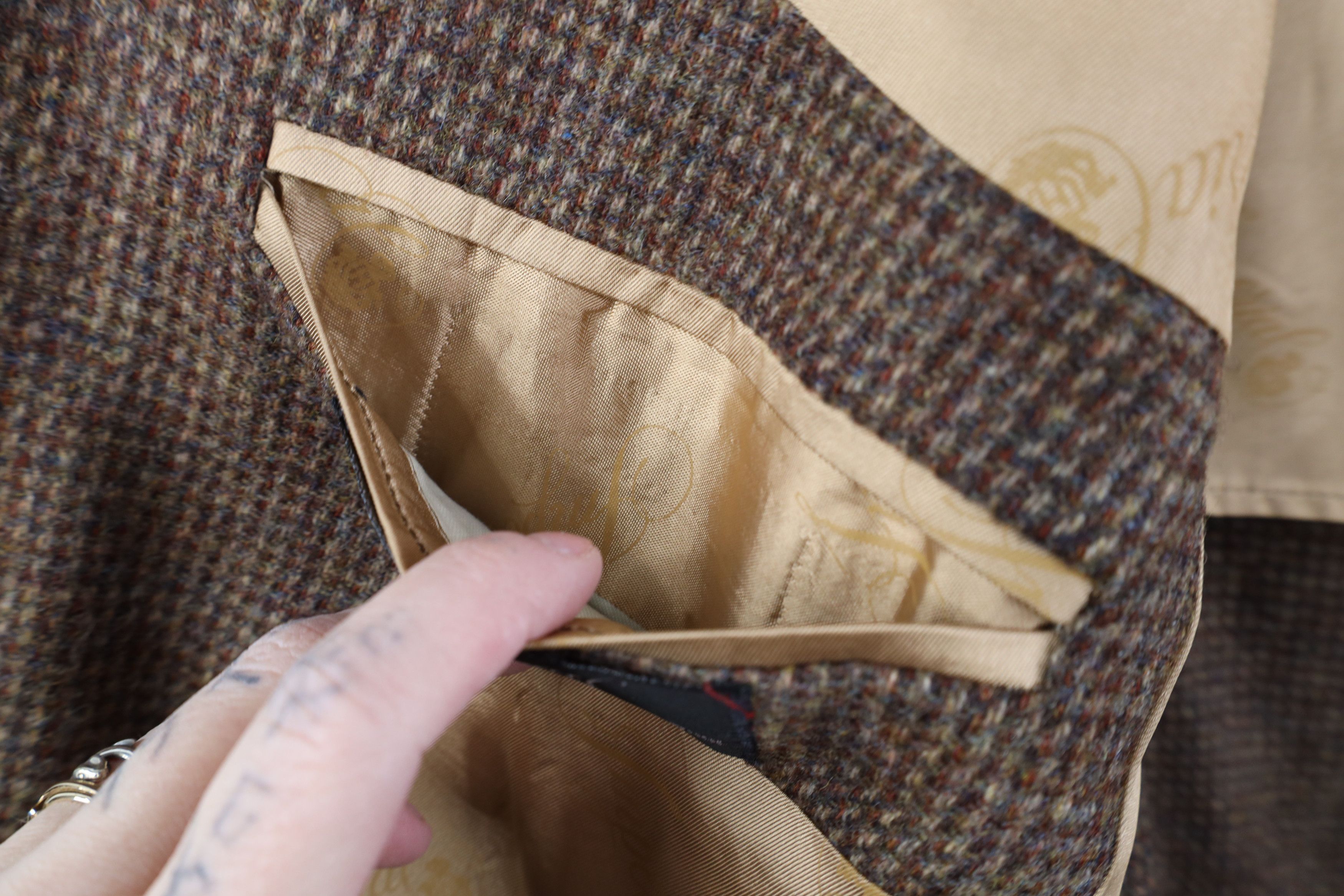 Vintage Vintage 70s Suede Elbow Patch Suit Coat Blazer Jacket USA Size US XXL / EU 58 / 5 - 12 Thumbnail