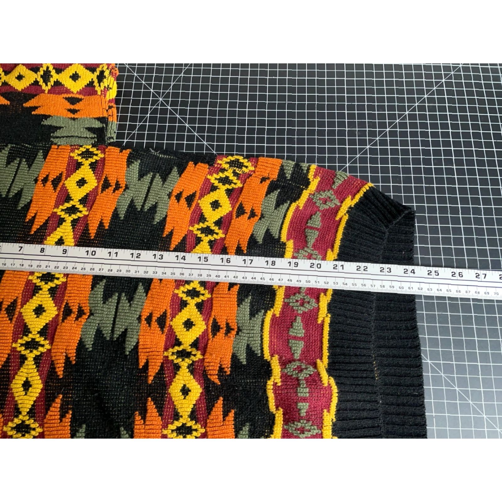 Vintage VINTAGE 80s Southwestern Pattern Sweater Women's M Black Orange Aztec Tribal Crew Neck Pullover Knit Geometric Casual Size M / US 6-8 / IT 42-44 - 6 Thumbnail