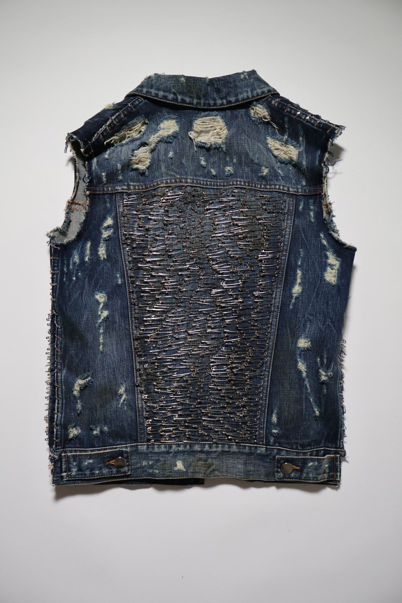 Balmain Balmain By Decarnin SS11 Runway Safety Pin Crystal Vest Size US S / EU 44-46 / 1 - 2 Thumbnail