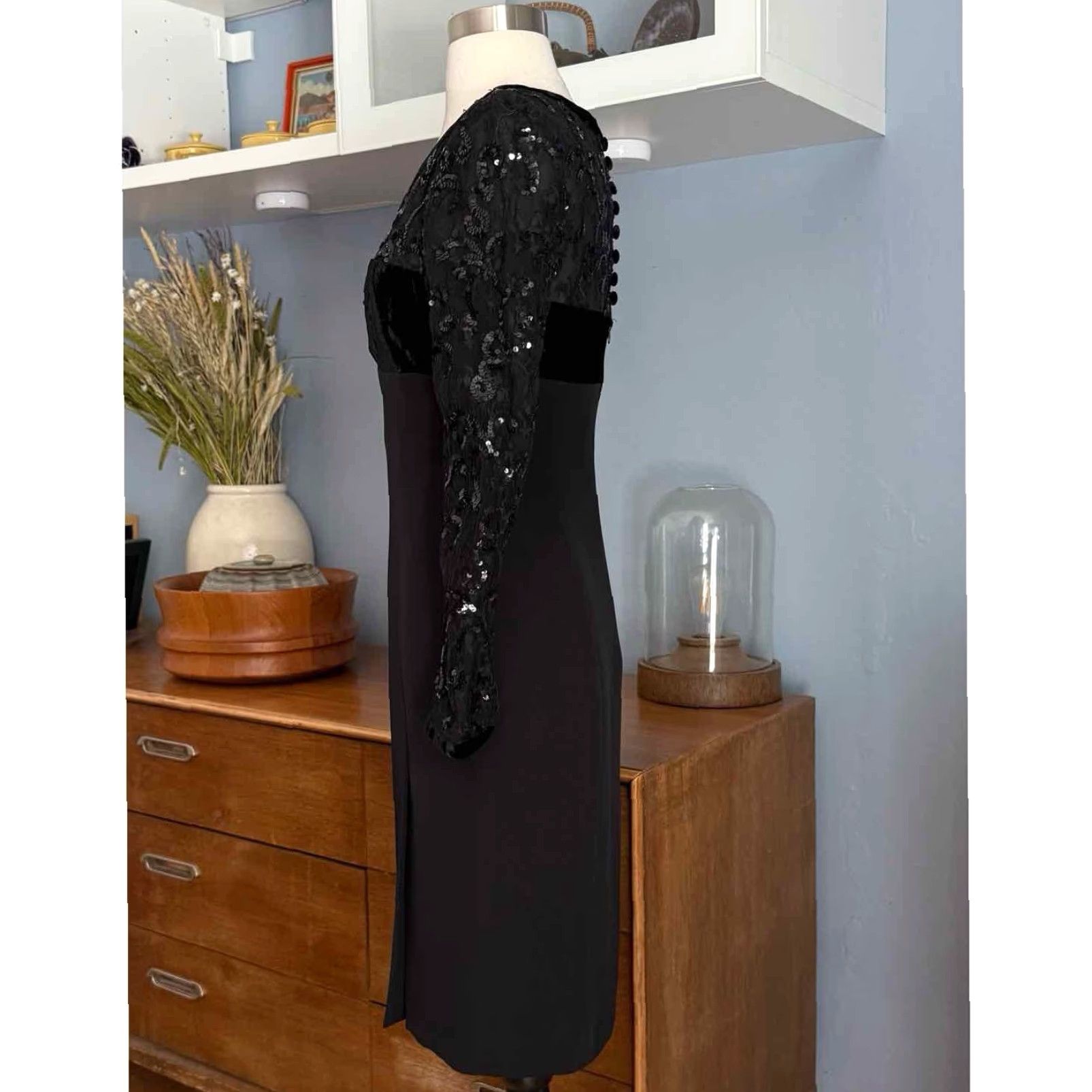 Escada VINTAGE Escada Couture Black Sequin Detail Cocktail Party Sheath Dress Sz 34 ,US 4 Size S / US 4 / IT 40 - 5 Thumbnail