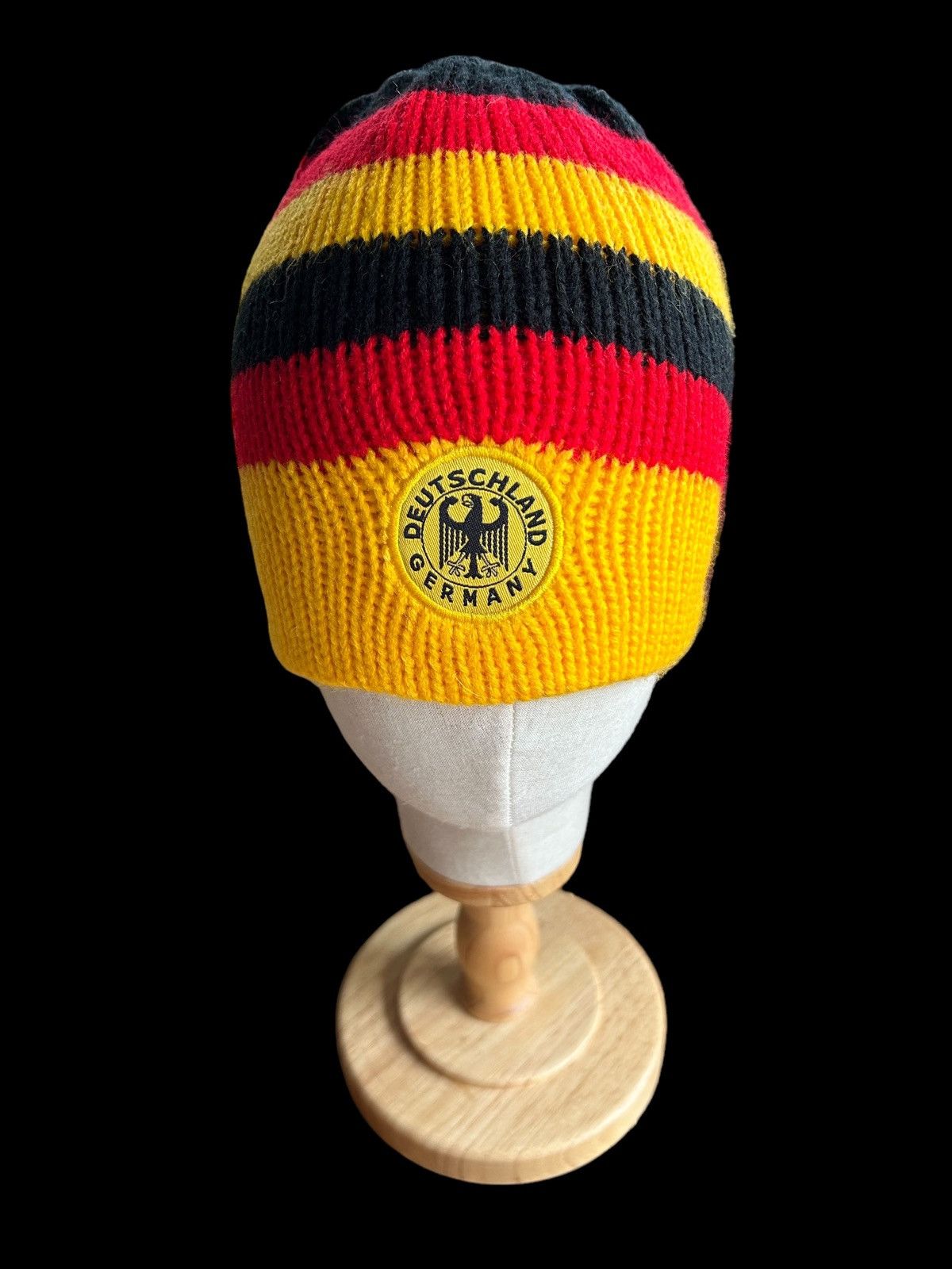 Vintage Vintage DEUTSCHLAND GERMANY Beanie Hats Snowcap Size ONE SIZE - 1 Thumbnail