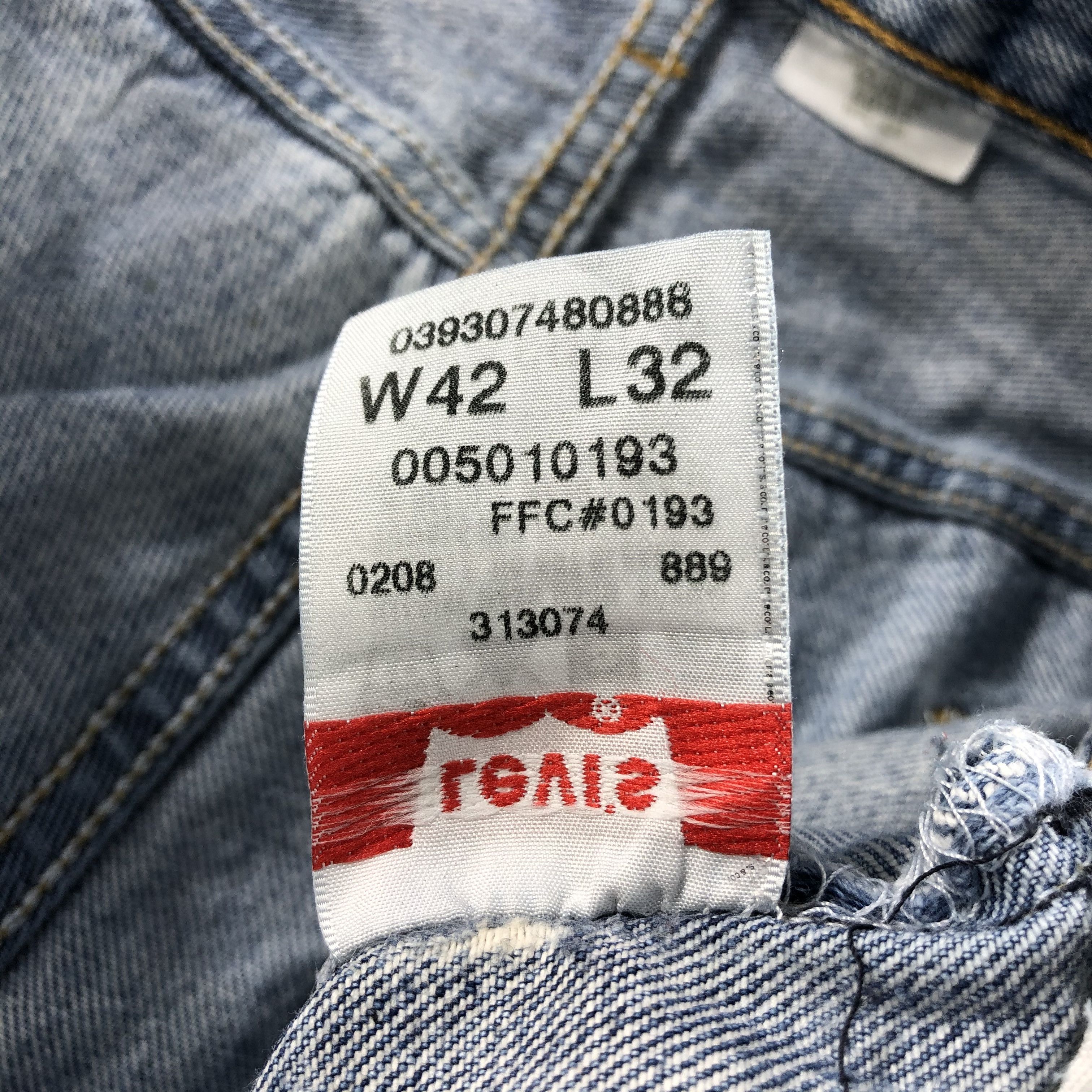 Levi's Vintage 90s Light Wash Levis 501 Jeans-J1230 Size US 42 / EU 58 - 11 Thumbnail