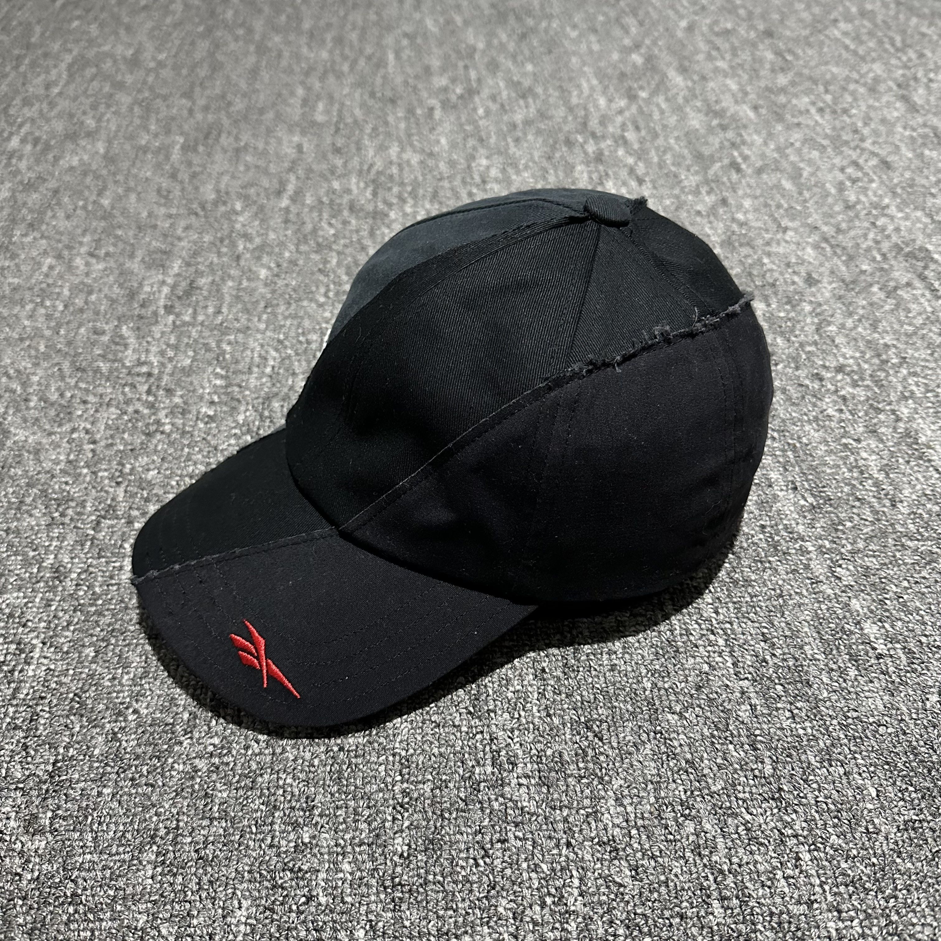 Reebok × Vetements AW17 Runway Vetements Reebok Reconstructed Hat Size ONE SIZE - 2 Thumbnail