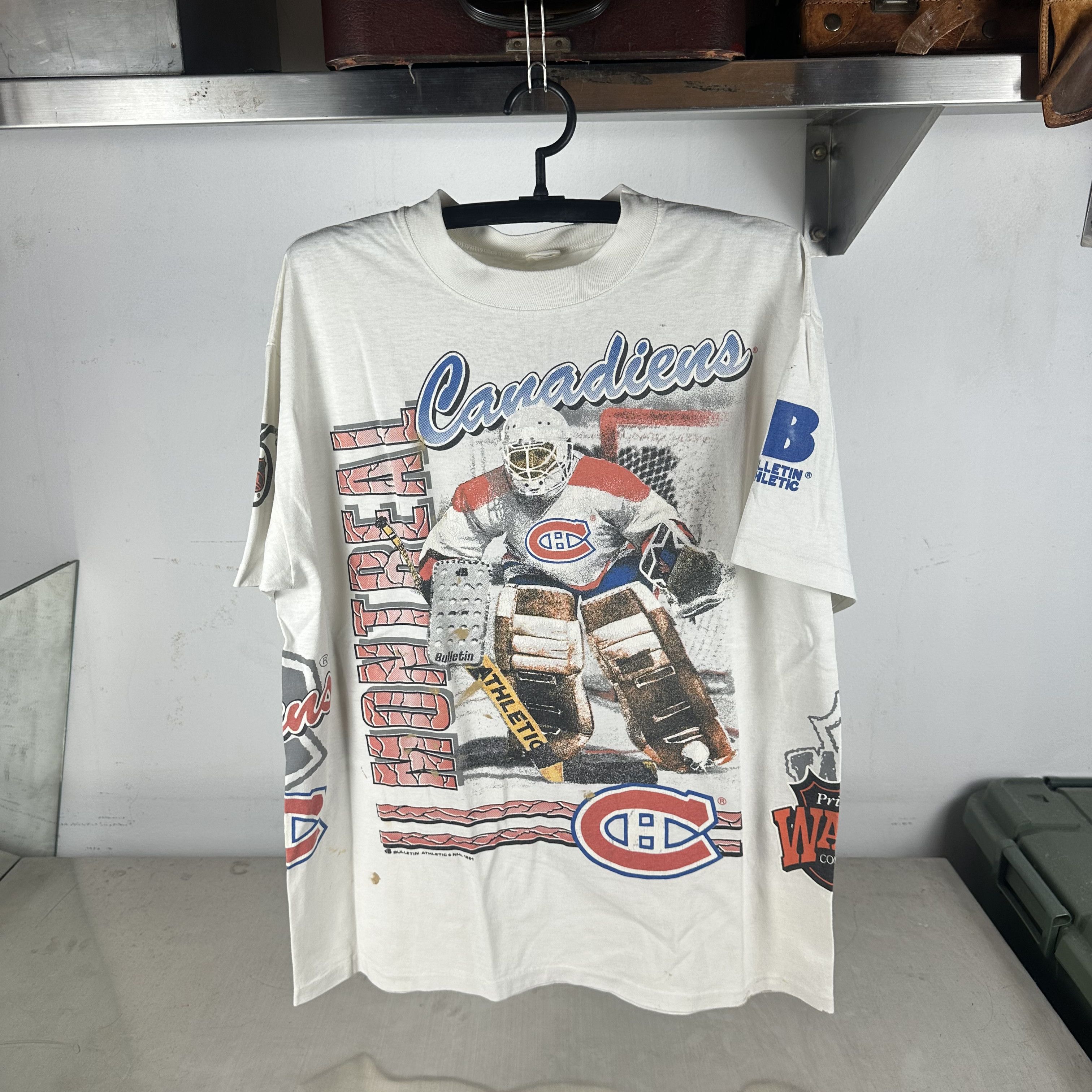 Vintage ​​​​1991 Montreal Canadiens Bulletin Athletic NHL AOP Tee Size US XL / EU 56 / 4 - 1 Thumbnail